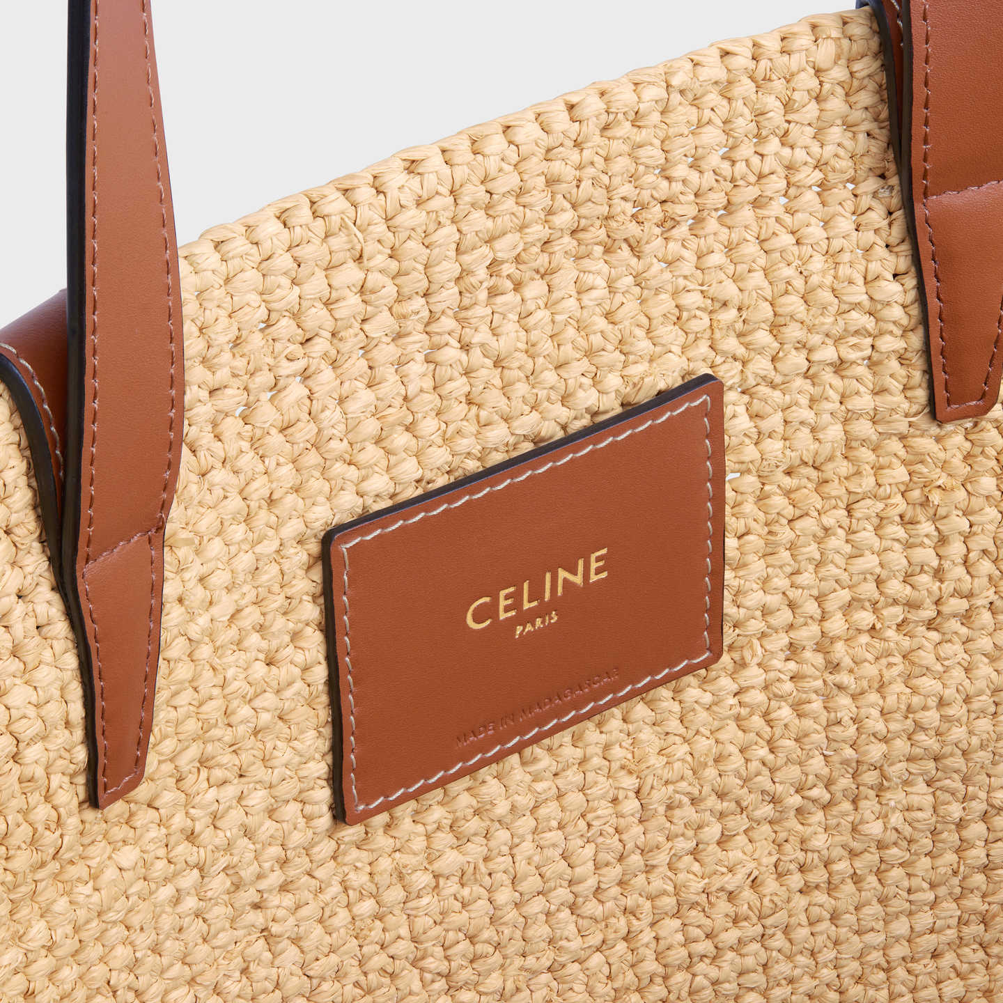 CELINE MEDIUM SUPPLE CELINE CLASSIC PANIER in Raffia and calfskin 114342FF7.04LU