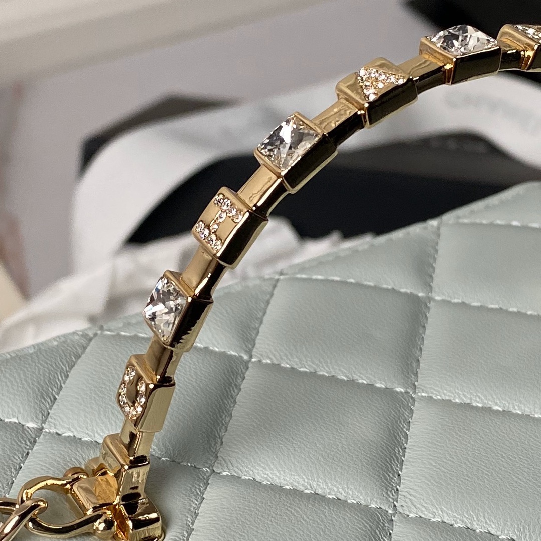 CHANEL 24P Rhinestone Handle Bag AP3799 17cm