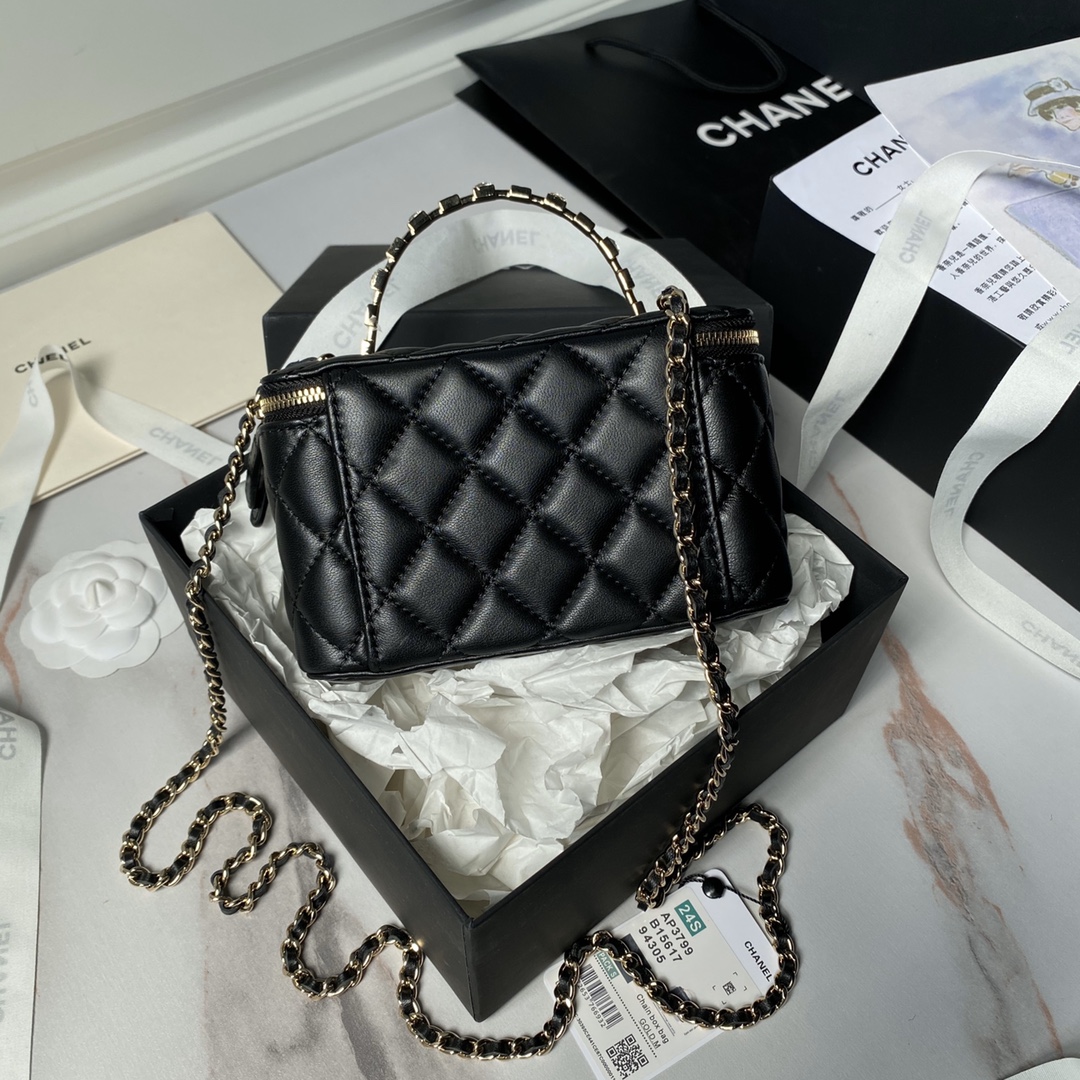 CHANEL Rhinestone Handle Cosmetic Bag AP3799 17cm