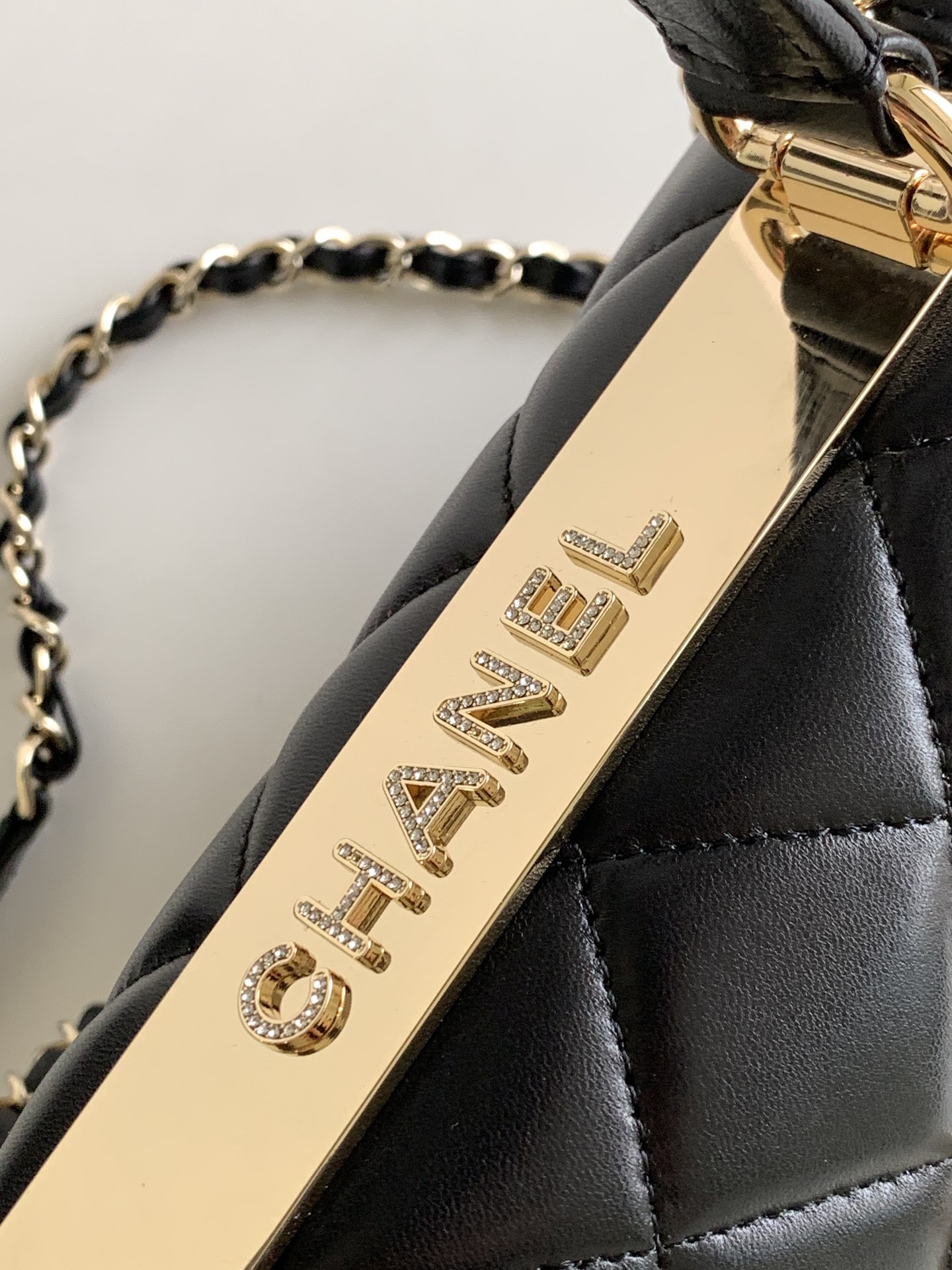 CHANEL Black Gold Diamond Buckle Bag 92236 25cm