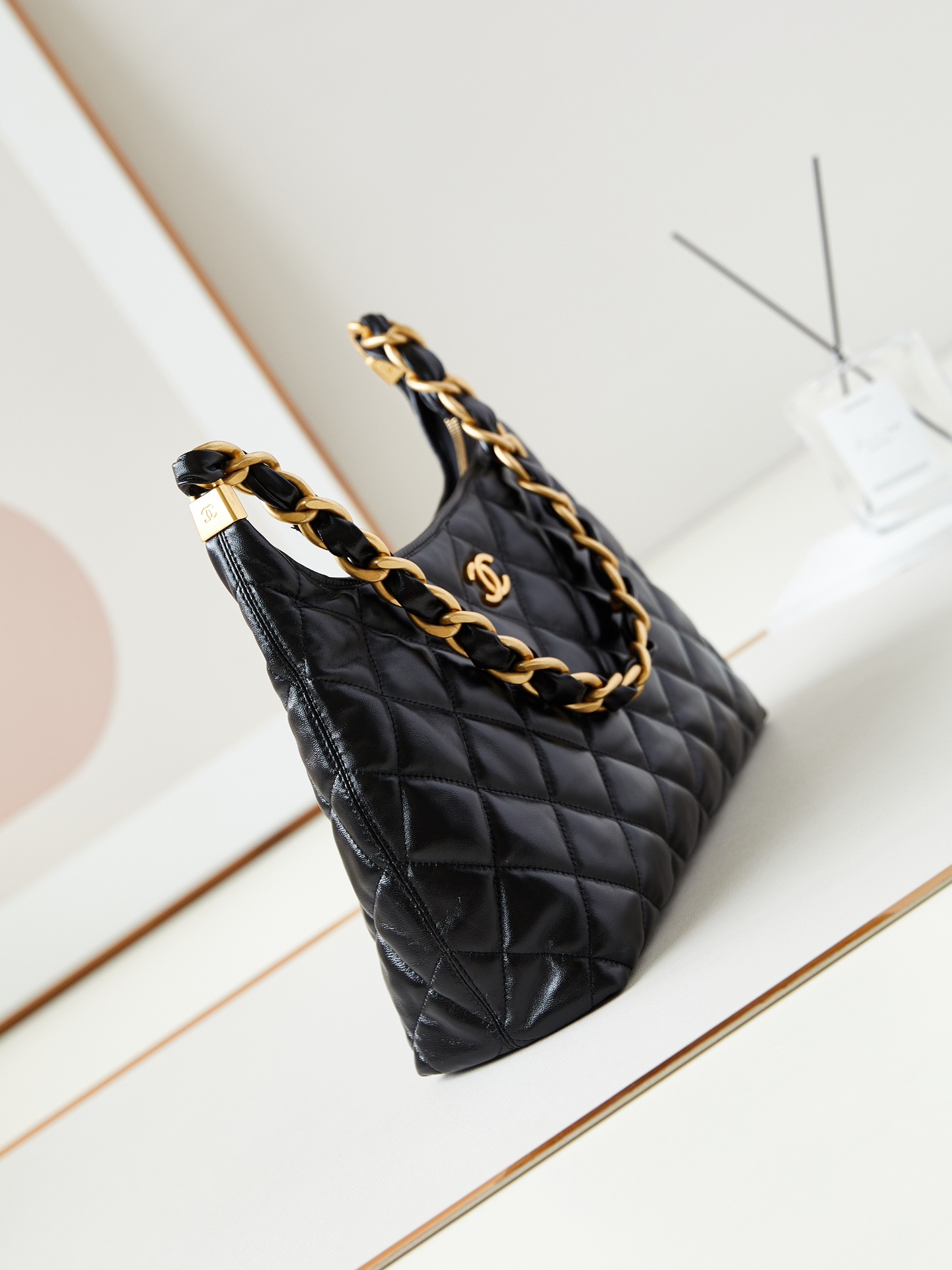 CHANEL High-end Hobo Bag AS4923 Large Size