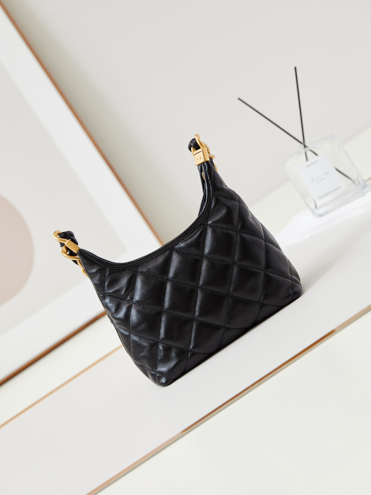 CHANEL High-end Hobo Bag AS4922 Small Size