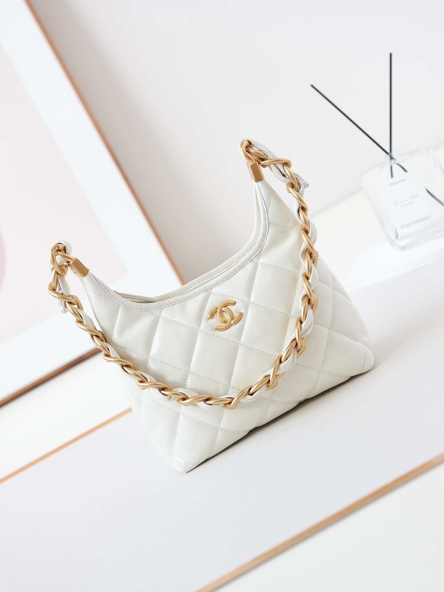 CHANEL High-end Hobo Bag AS4922 Small Size