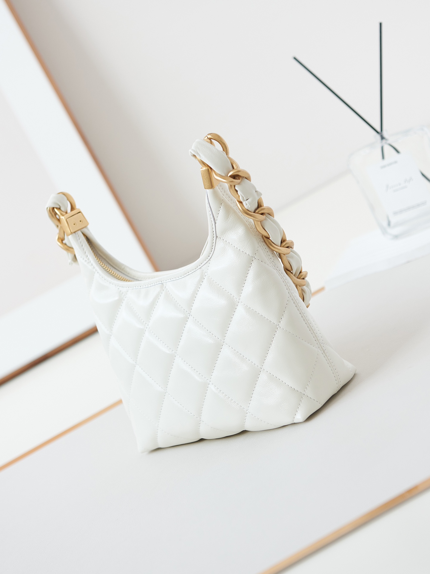 CHANEL High-end Hobo Bag AS4922 Small Size