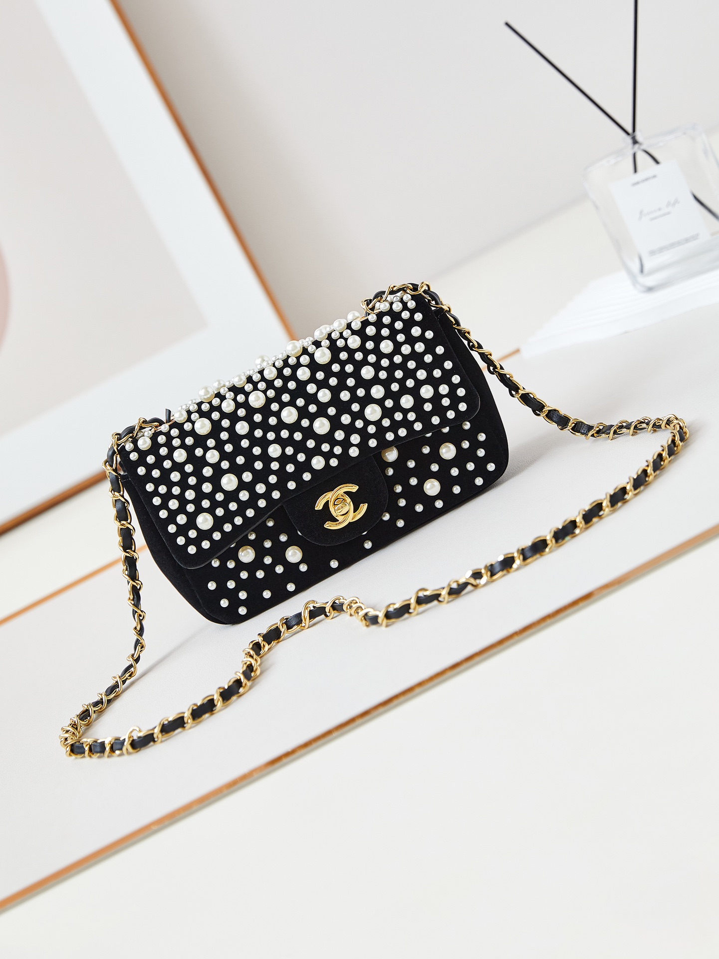 CHANEL 2223 AW CF Colorful Pearl Bag AS2288 10x17x4.5cm