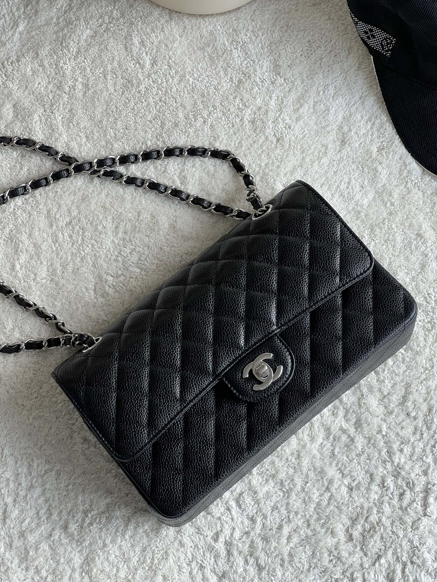 CHANEL 25cm Medium Black French Lychee Bag