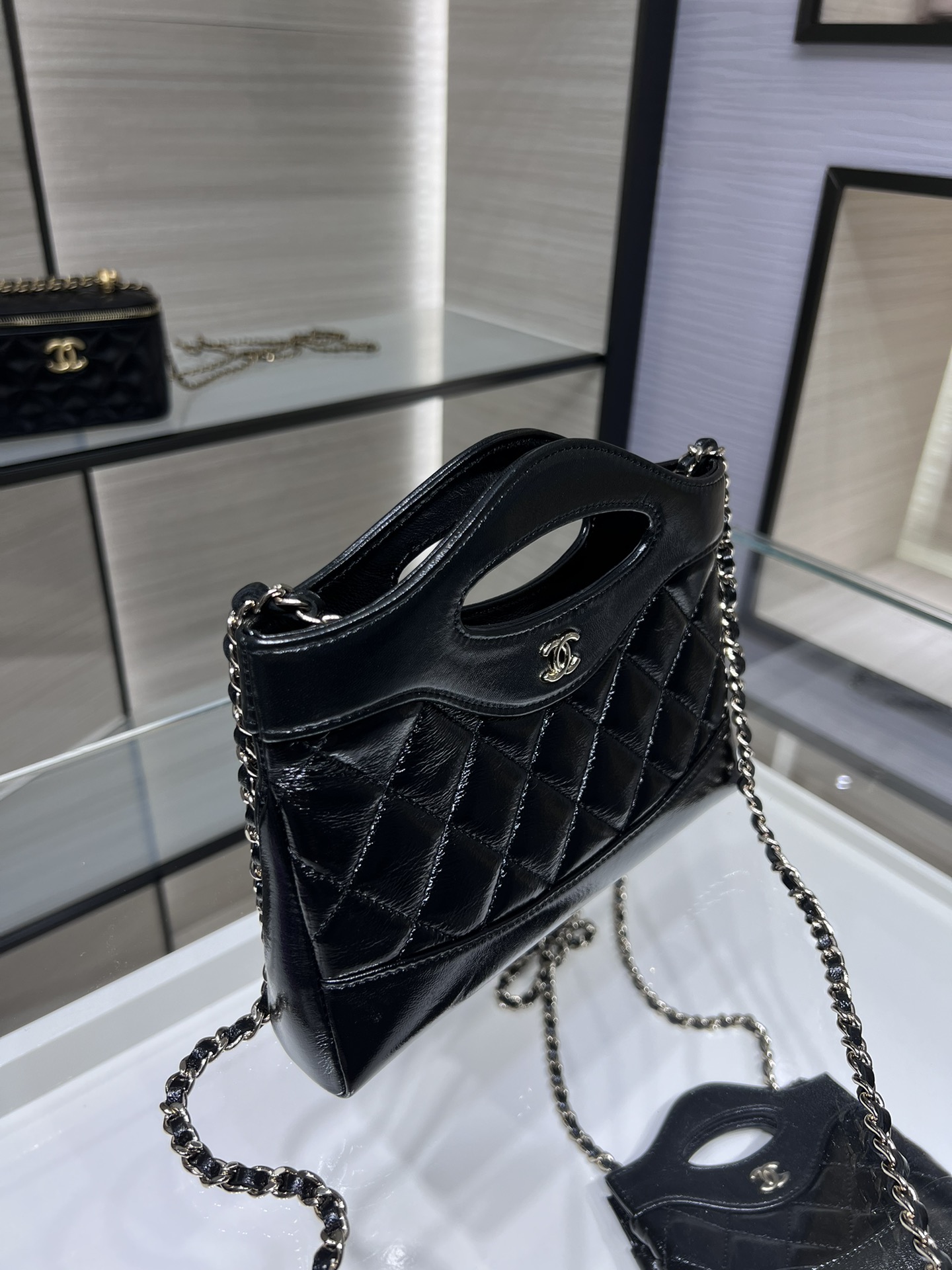 CHANEL 24S Latest Mini 31 Bag AP3656 17.5x20.5cm