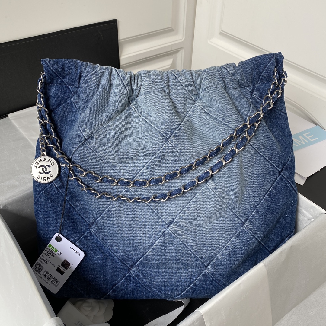 CHANEL 2023S Hot 22 Denim Shopping Bag AS3261 39x42x8cm