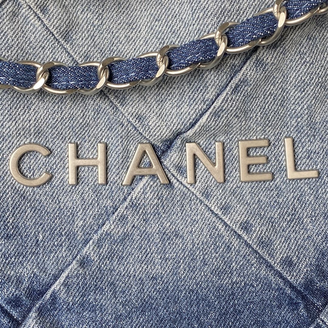 CHANEL 2023S Hot 22 Denim Shopping Bag AS3261 39x42x8cm