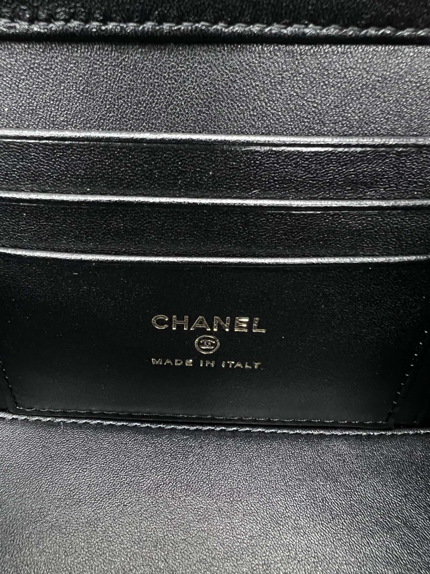 CHANEL 23P Box Bag Love Buckle Double C AP3204Y8700