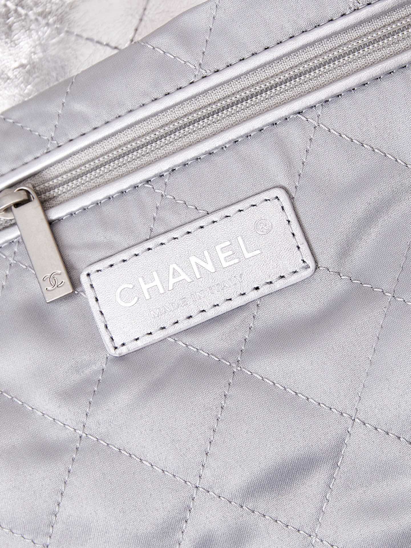 CHANEL 25c Early Spring Magic Colored Garbage Bag AS3261 39x42x8cm