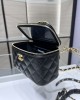 CHANEL 22 Letter Handle Box Bag AP2805