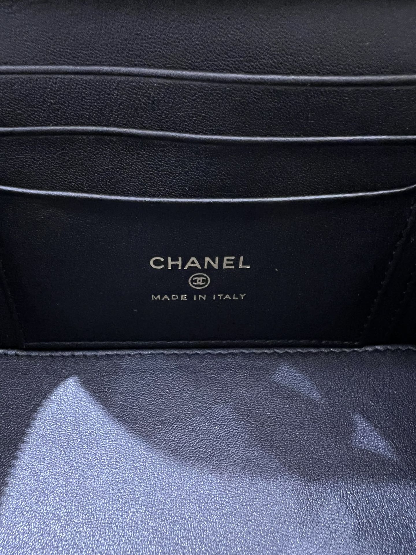 CHANEL 22 Letter Handle Box Bag AP2805