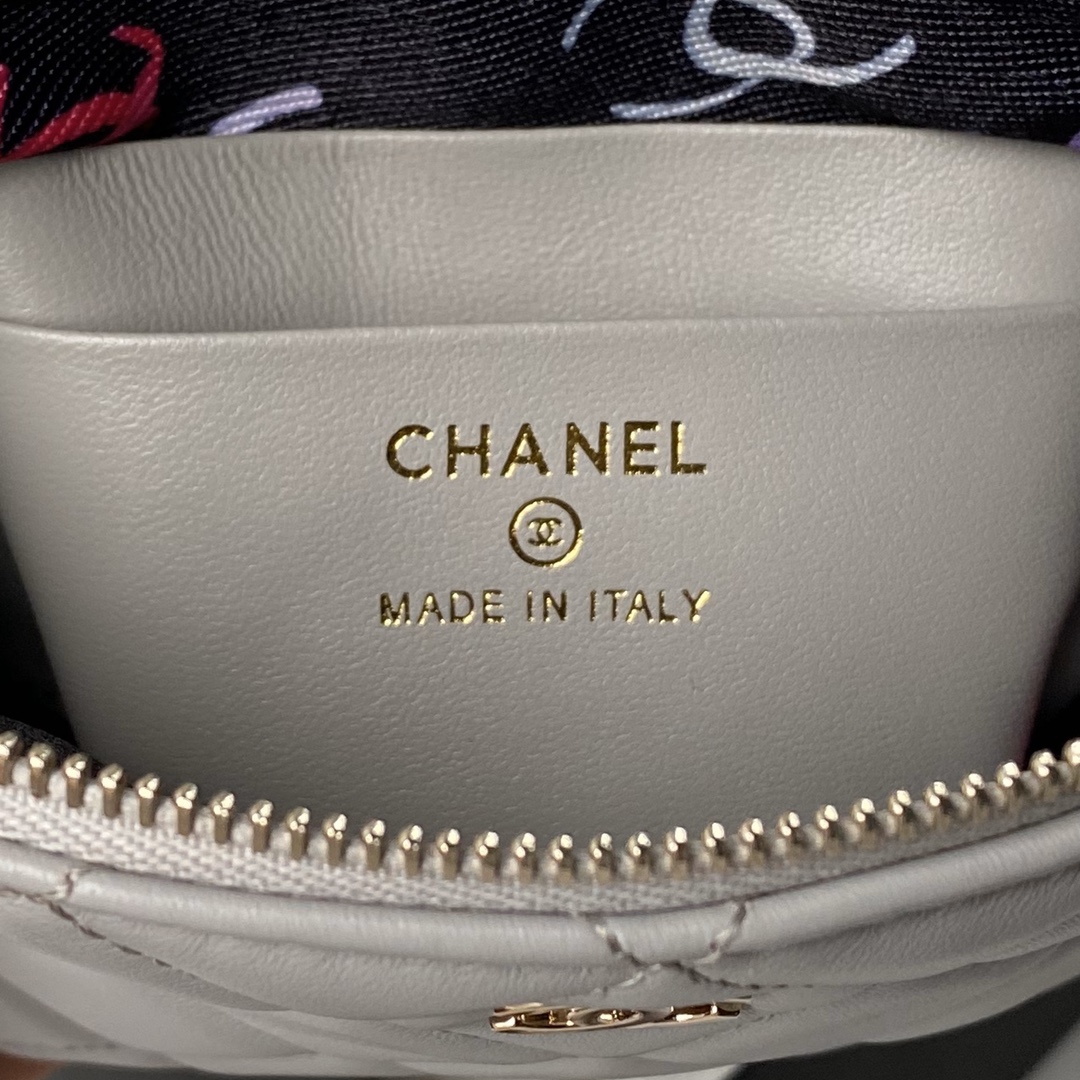 CHANEL 24s Sheepskin Shell Bag AP4000 11x16x2.5cm