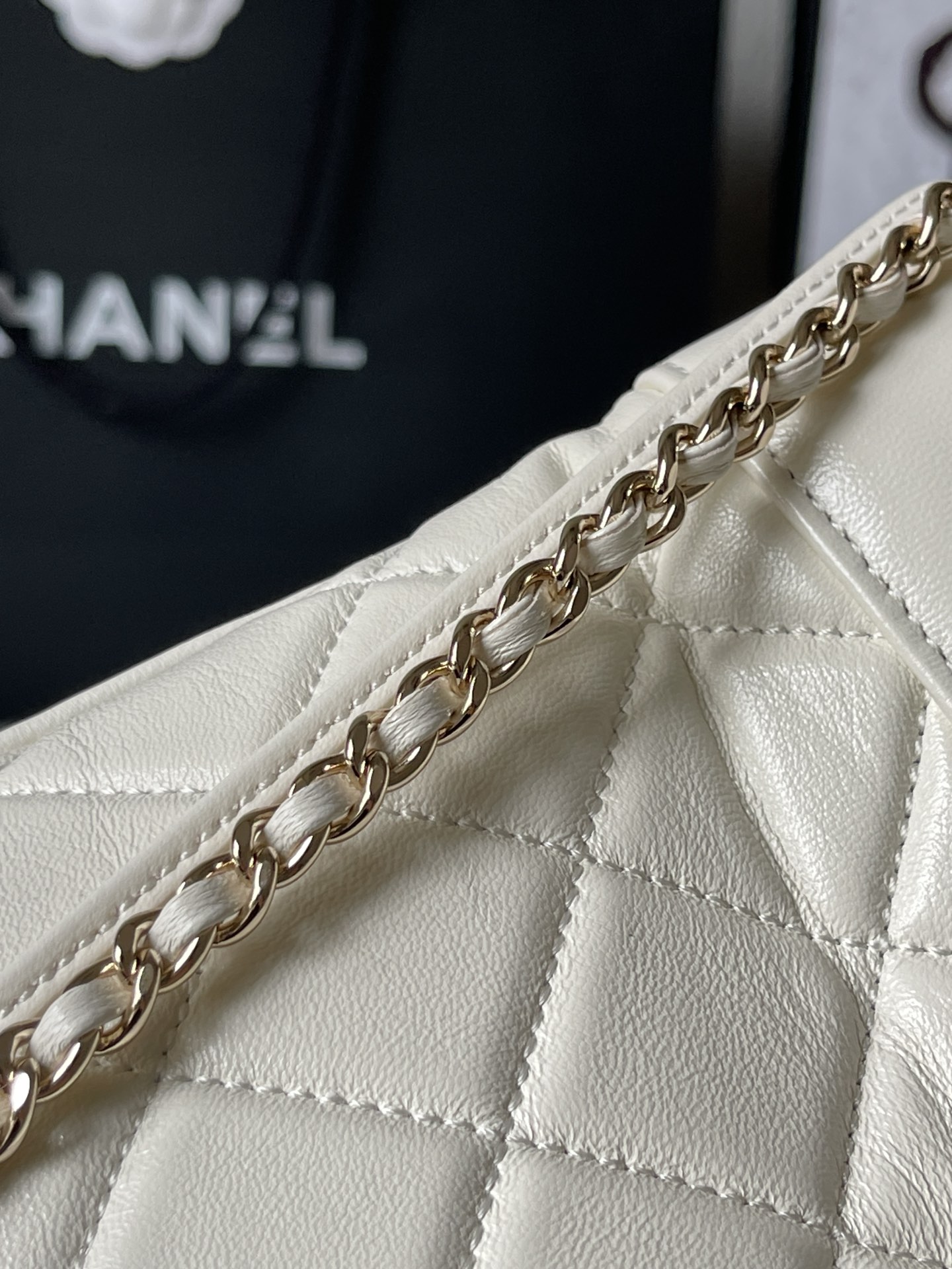 CHANEL Large 31bag High-end Customized Chanel23p 36x30x8cm