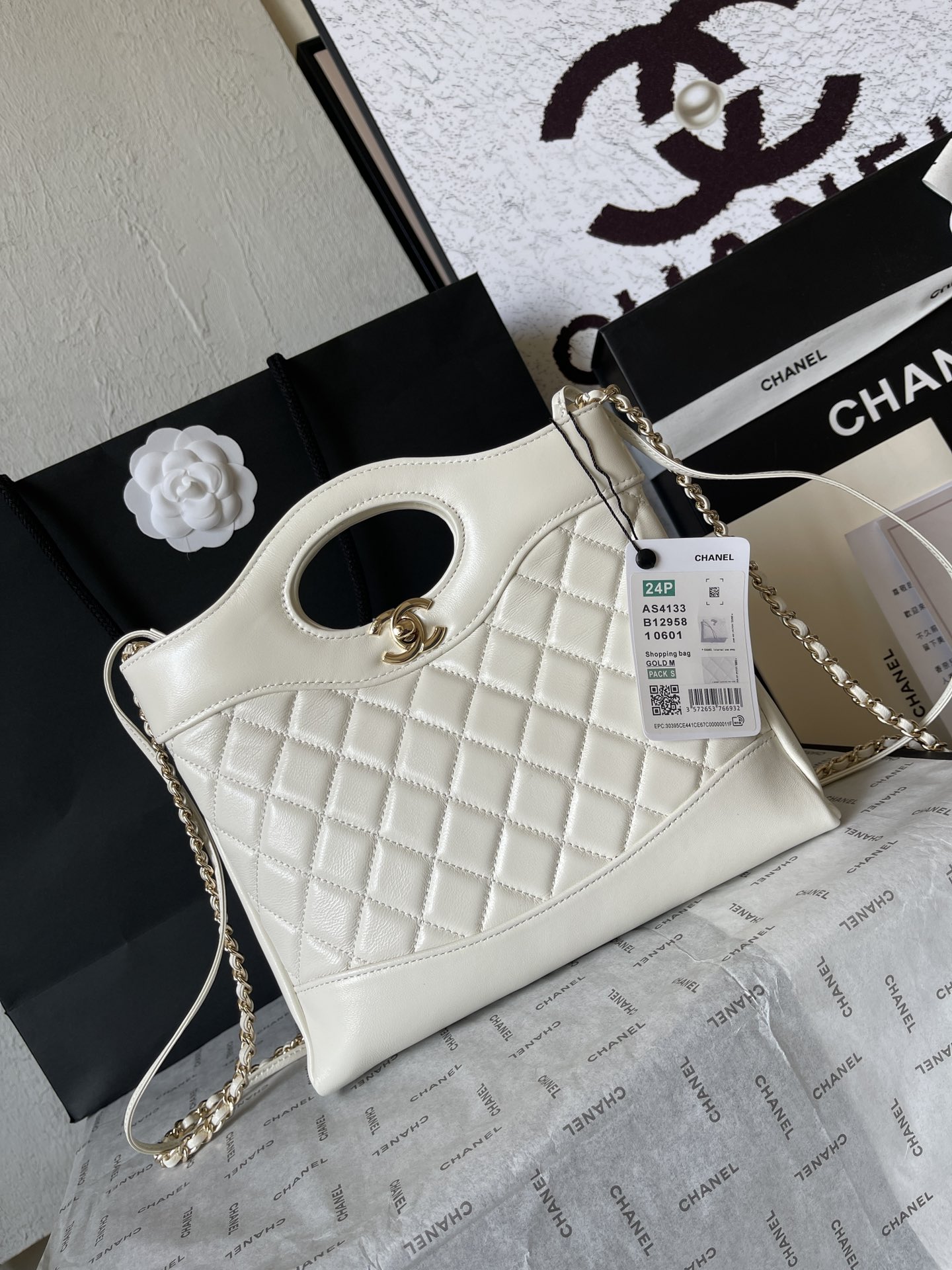 CHANEL Small 31bag High-end Customized Chanel23A 22x23x5.5cm