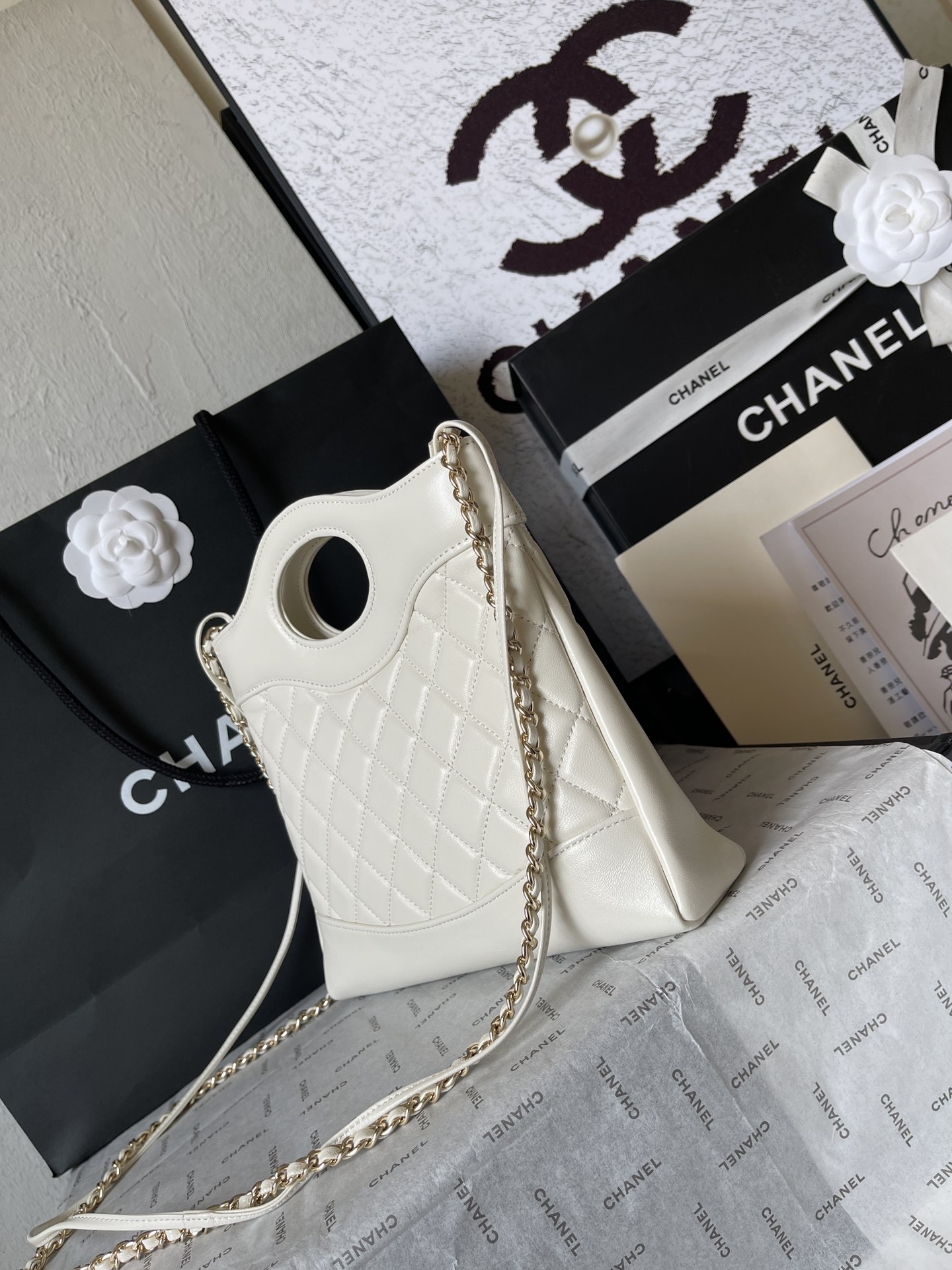 CHANEL Small 31bag High-end Customized Chanel23A 22x23x5.5cm