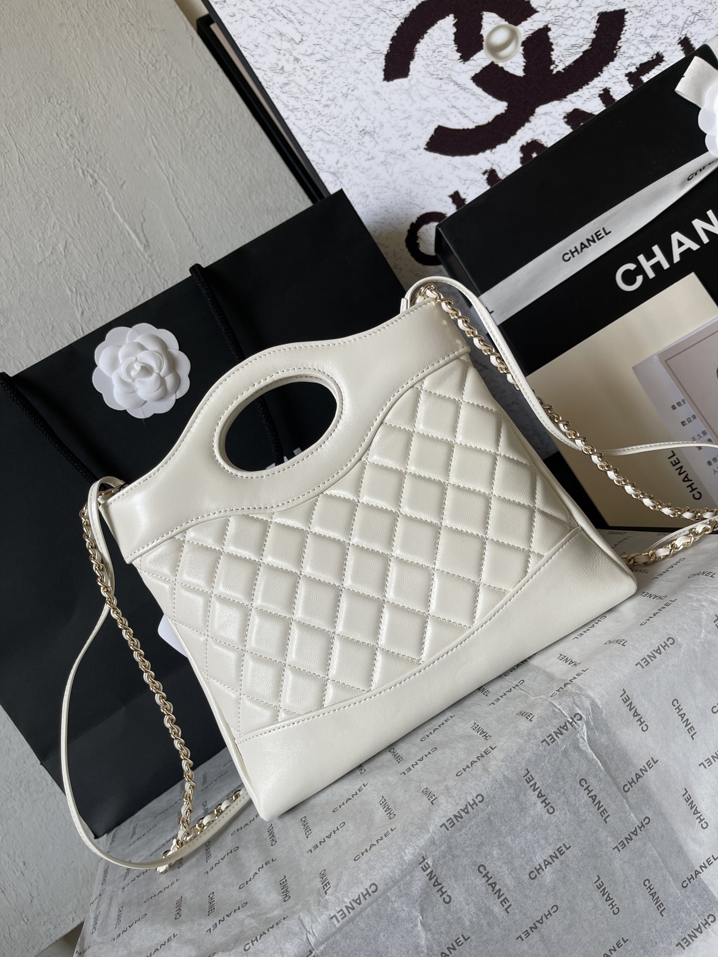 CHANEL Small 31bag High-end Customized Chanel23A 22x23x5.5cm