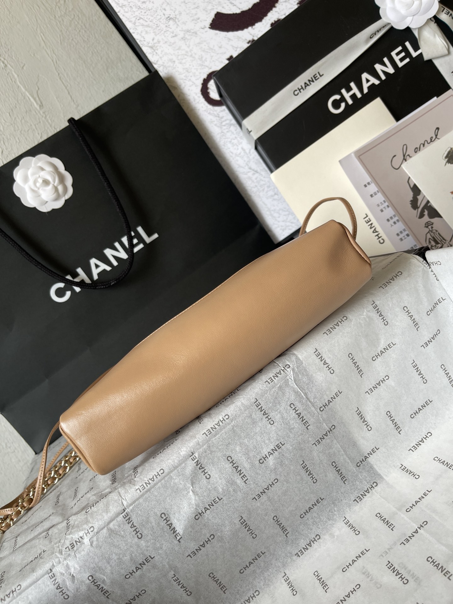 CHANEL 23A King Bomb Mini 31 Bag AS4133 22x23x5.5cm