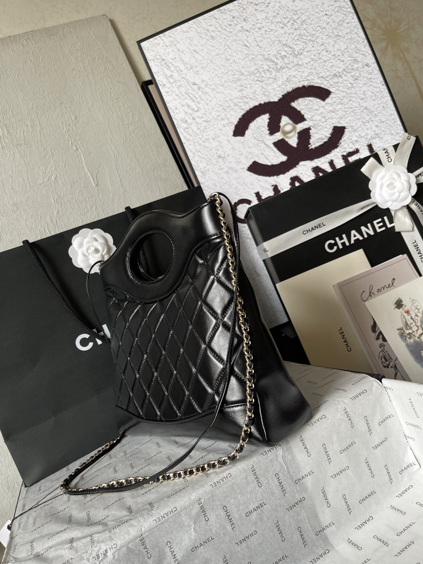 CHANEL 23p King Bomb Large 31 Bag AS4133 30-29-9CM