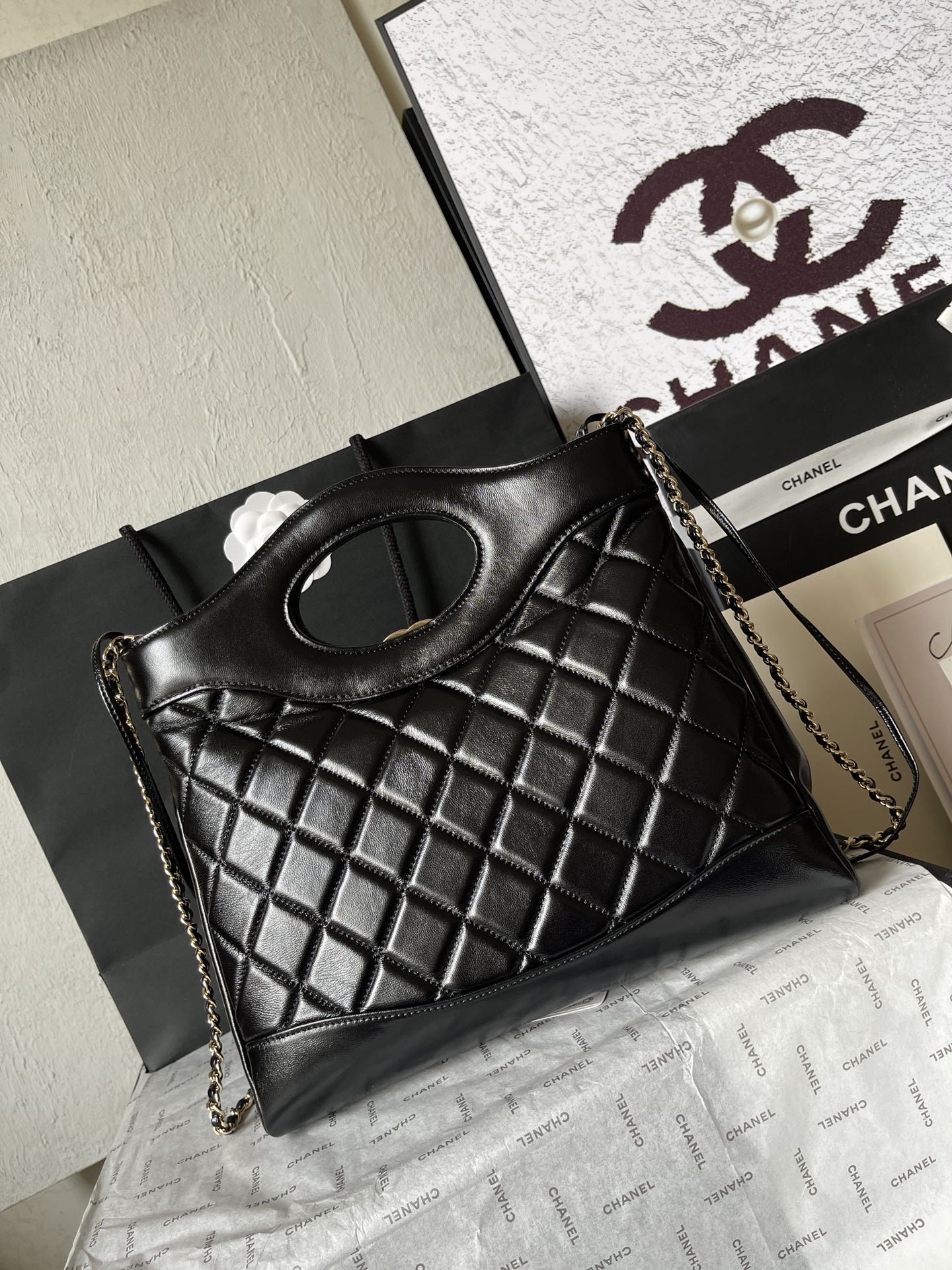 CHANEL 23p King Bomb Large 31 Bag AS4133 30-29-9CM