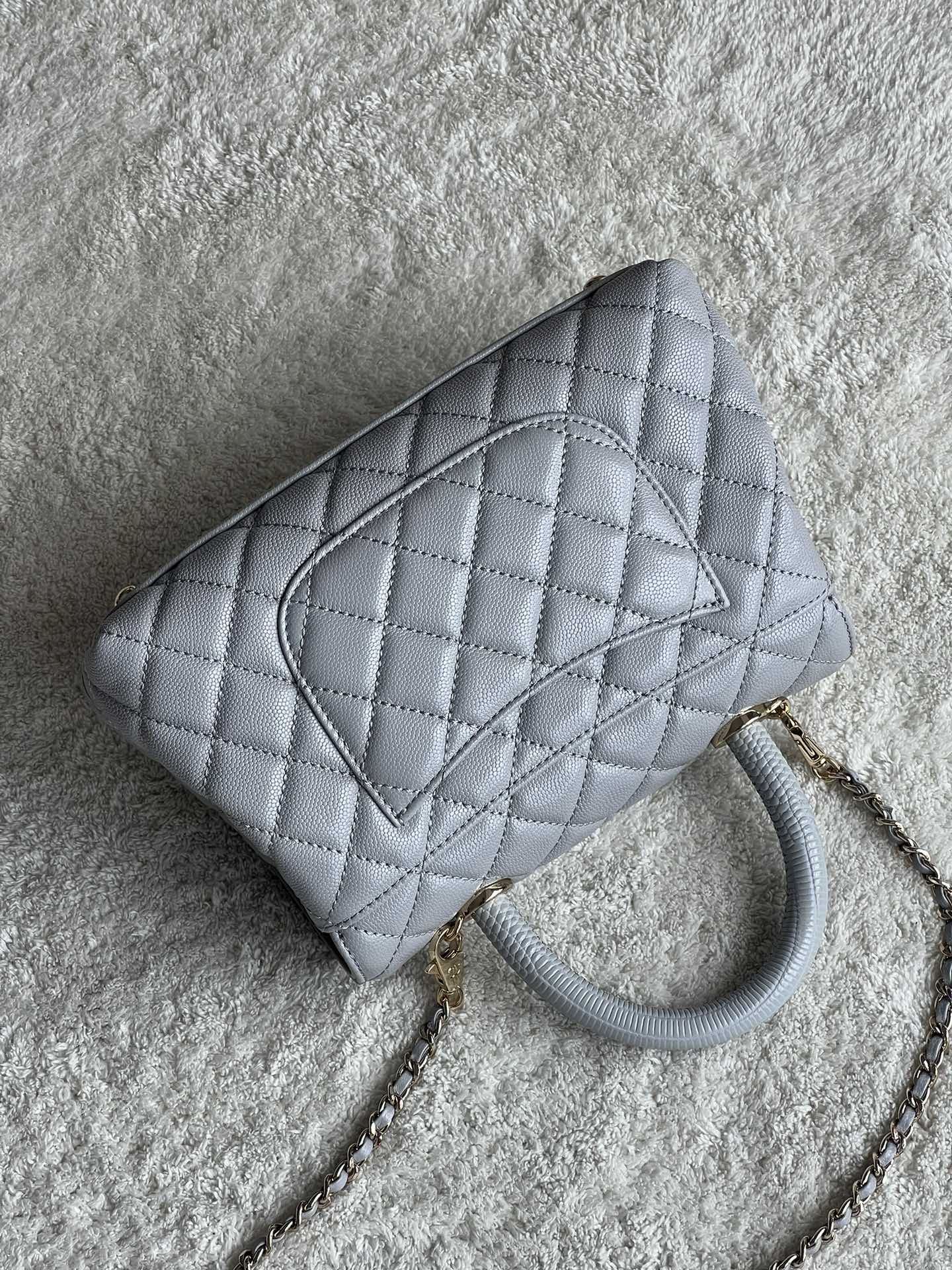 CHANEL Platinum Edition Small Ball-Grain Cowhide Bag