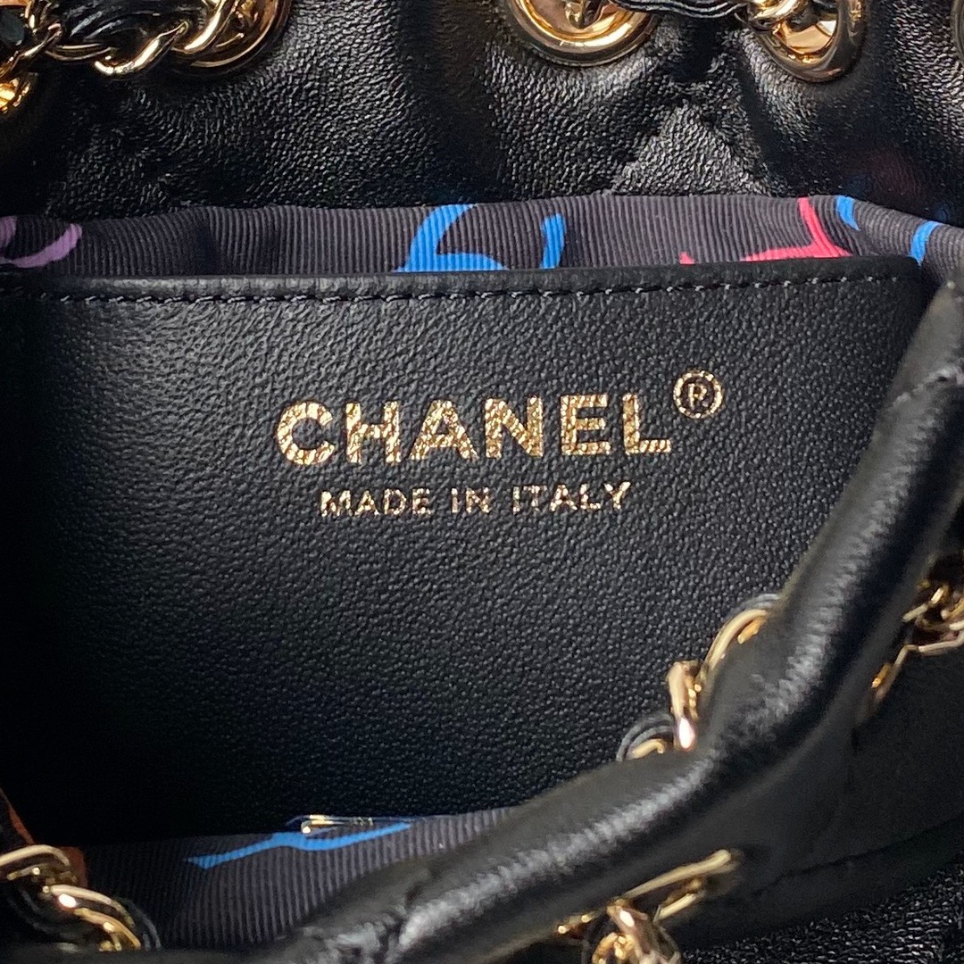 CHANEL 24S Colorful Gold Ball Model Bucket Bag AS4810 22x17x7.5cm