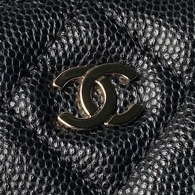 CHANEL 24S Shell Bag AP4000 11x16x2.5cm