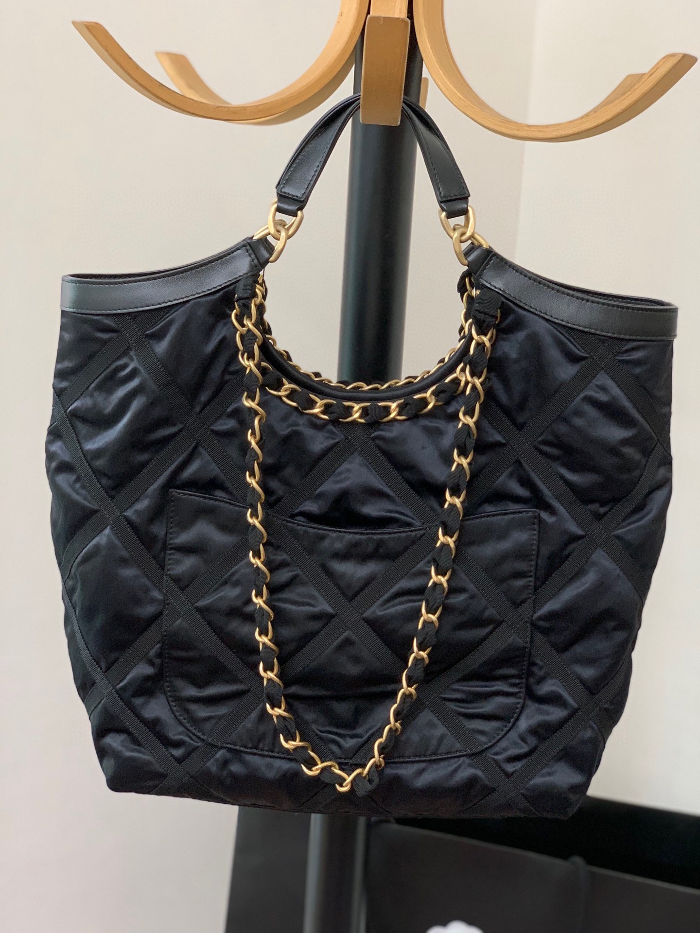 CHANEL 22P Black Nylon MAX Shopping Bag 43x39x8cm