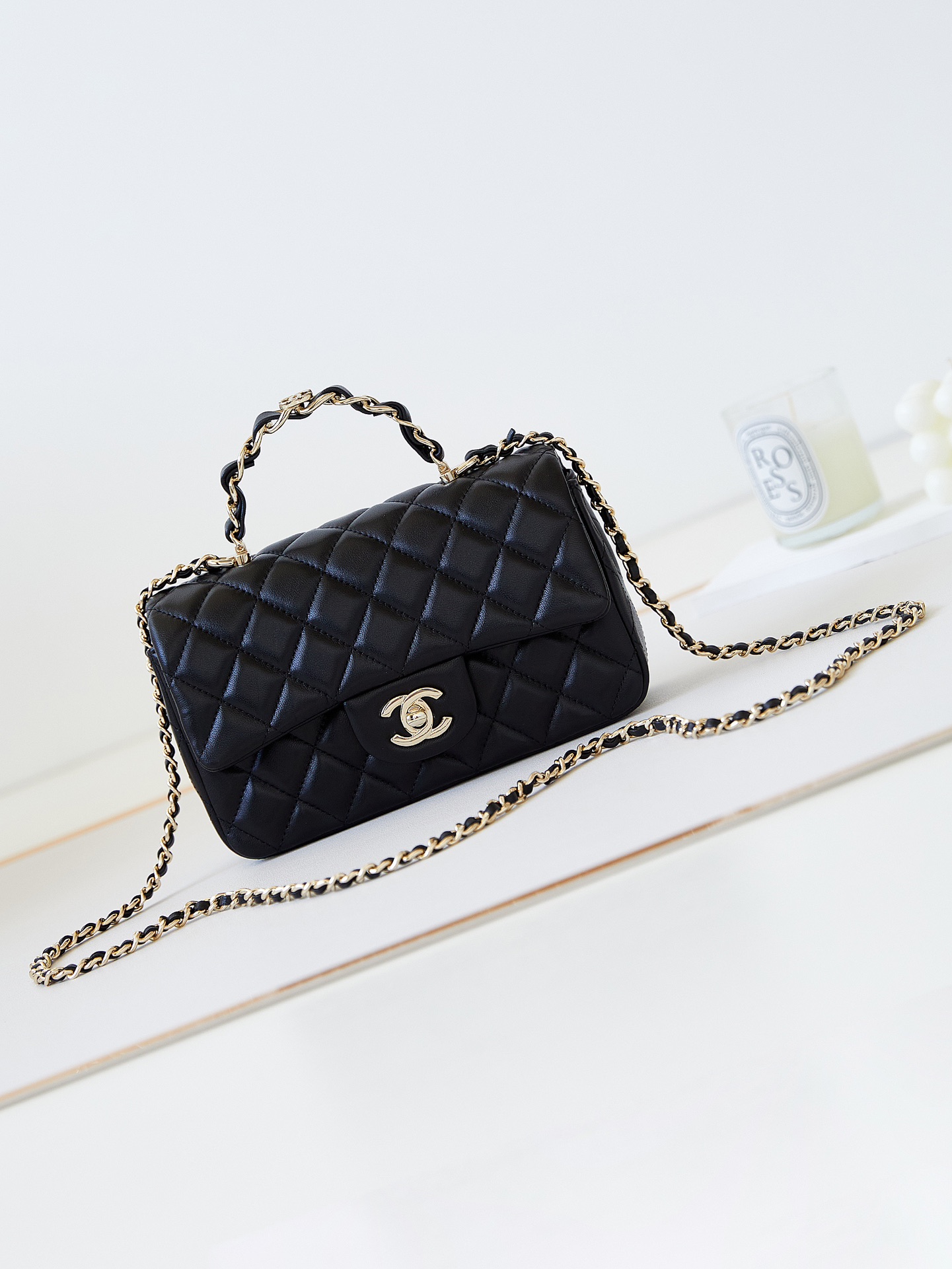 CHANEL 23K Handle CF Mini Lambskin Bag AS2431 12x20x6cm