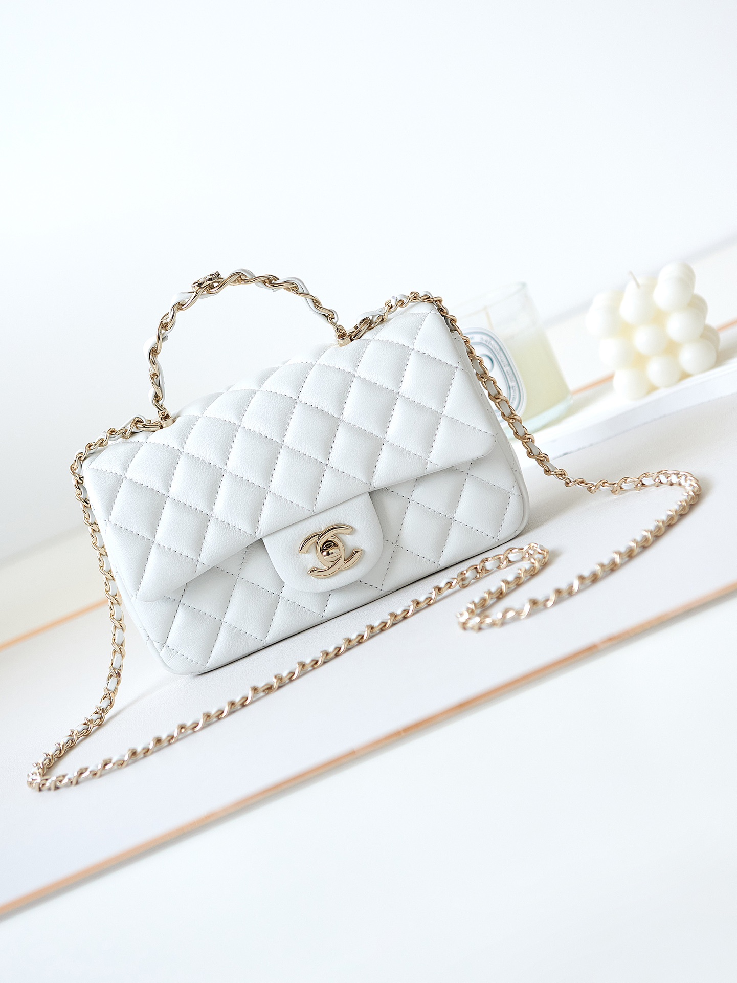 CHANEL 23K Handle CF Mini Lambskin Bag AS2431 12x20x6cm