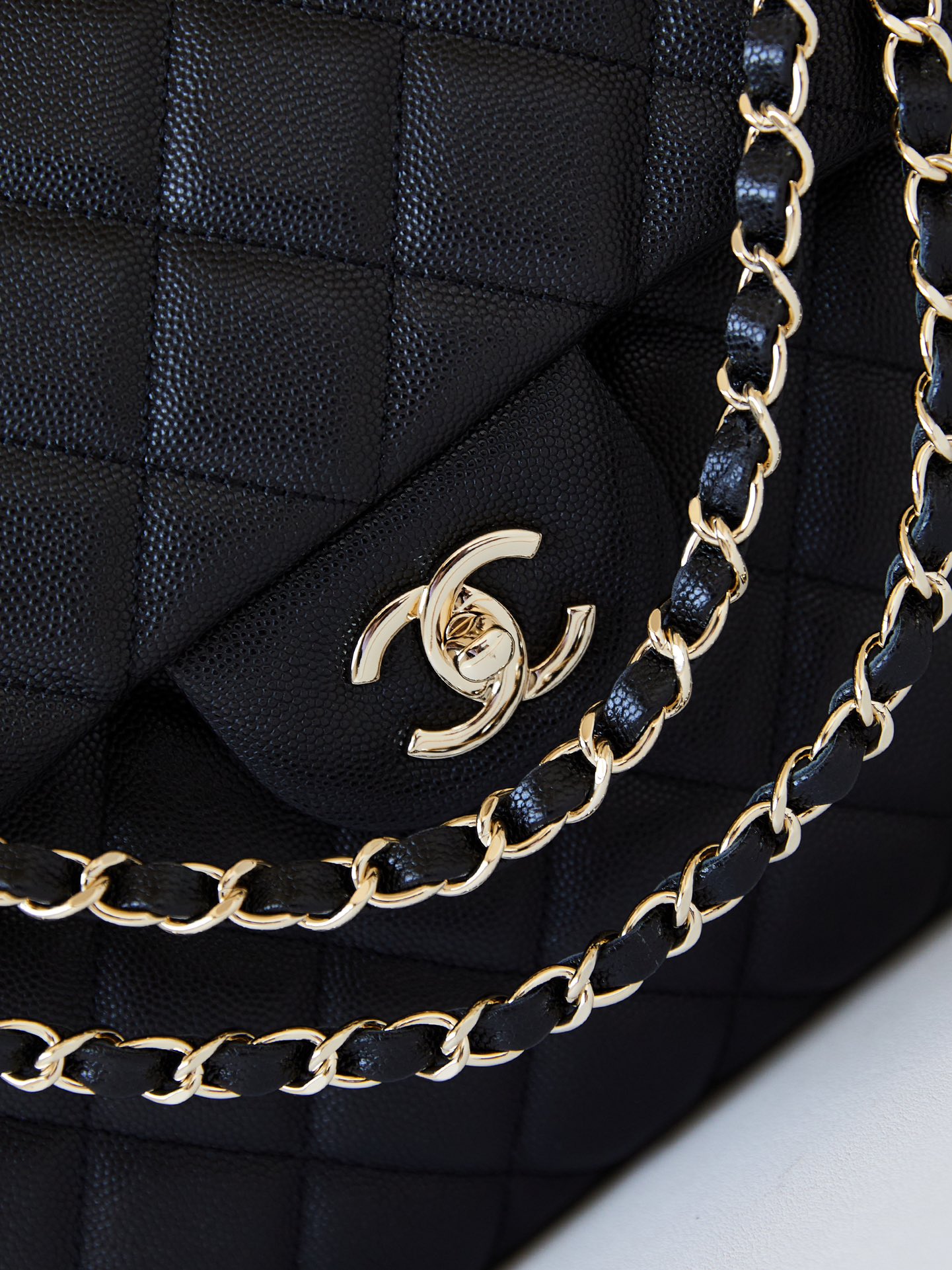 CHANEL 24C Airport CF Bag AS4661 27x38x12cm