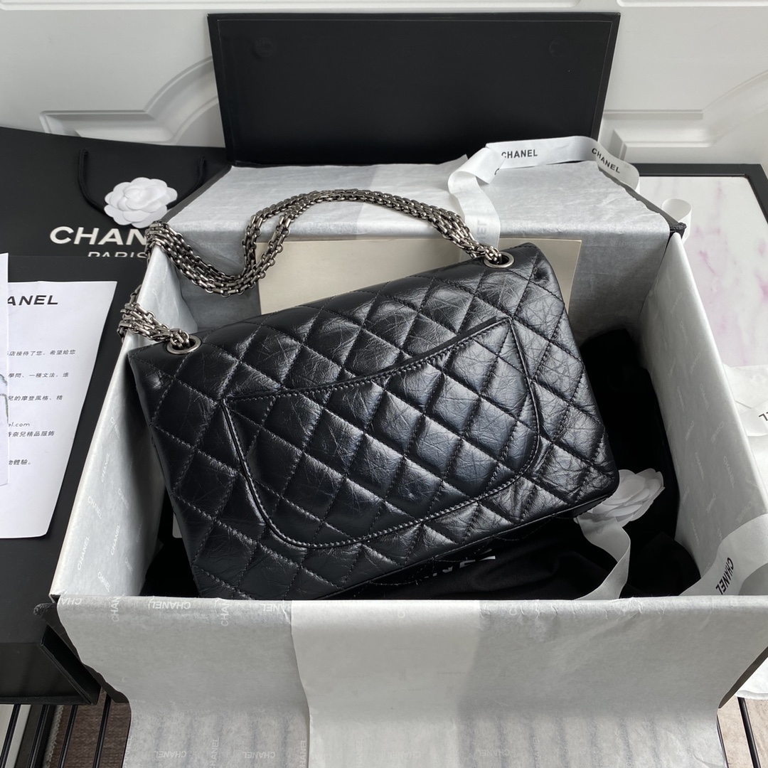 CHANEL 2.55 Reissue 28cm Autumn and Winter Bag 19.5x28x7.5cm