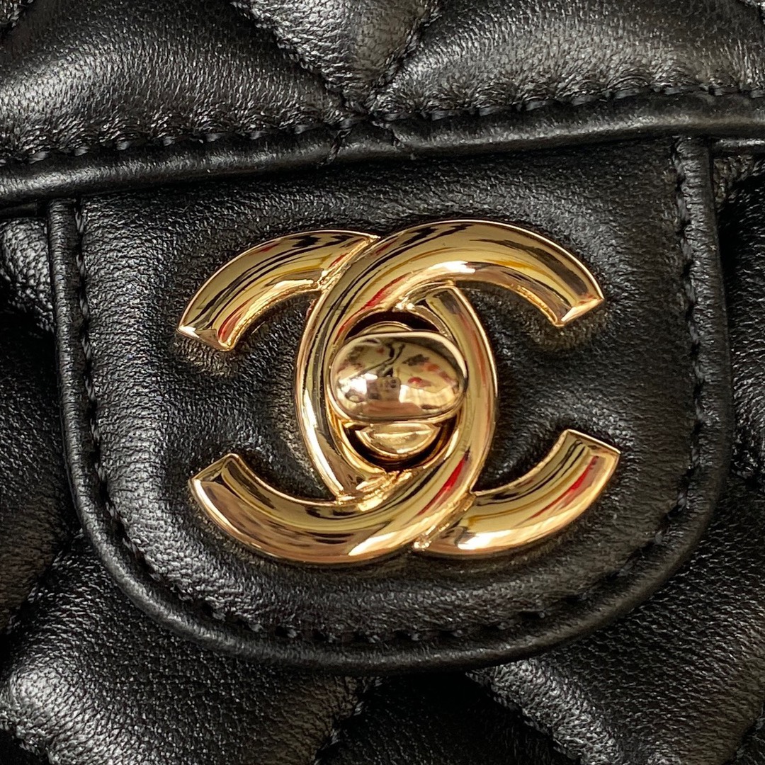 CHANEL 23A Diamond Handle CF Large Bag AS4141, 21cm