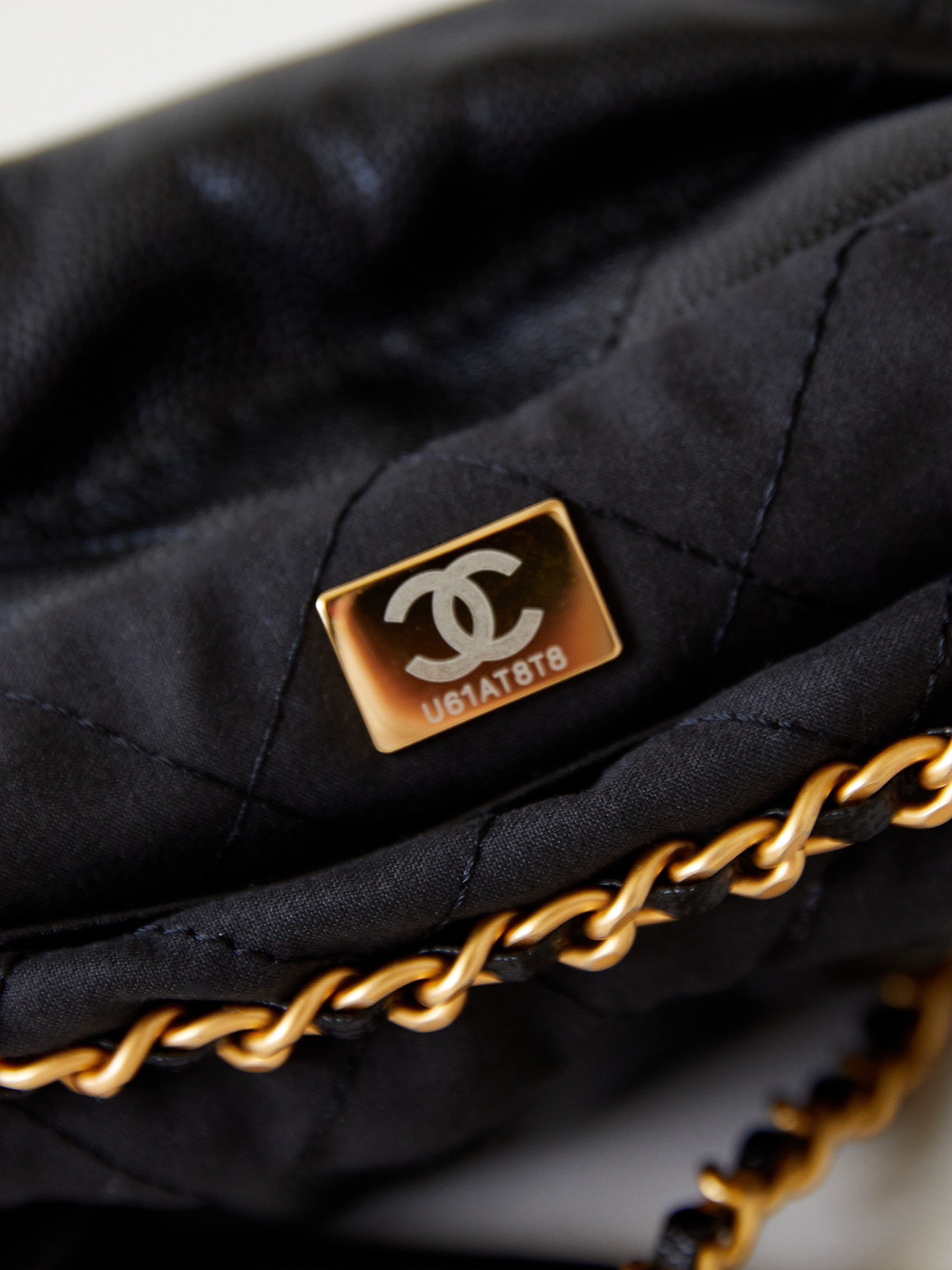 CHANEL Mini 22 Goose Bag AS3980, 19x20x6cm