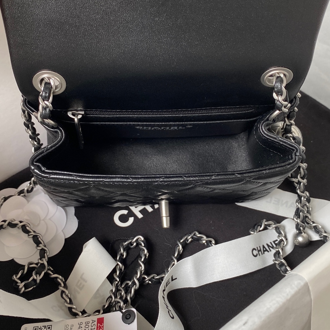 CHANEL 17cm CF Mini Flap Bag AS1786, Silver Ball Chain, 17cm