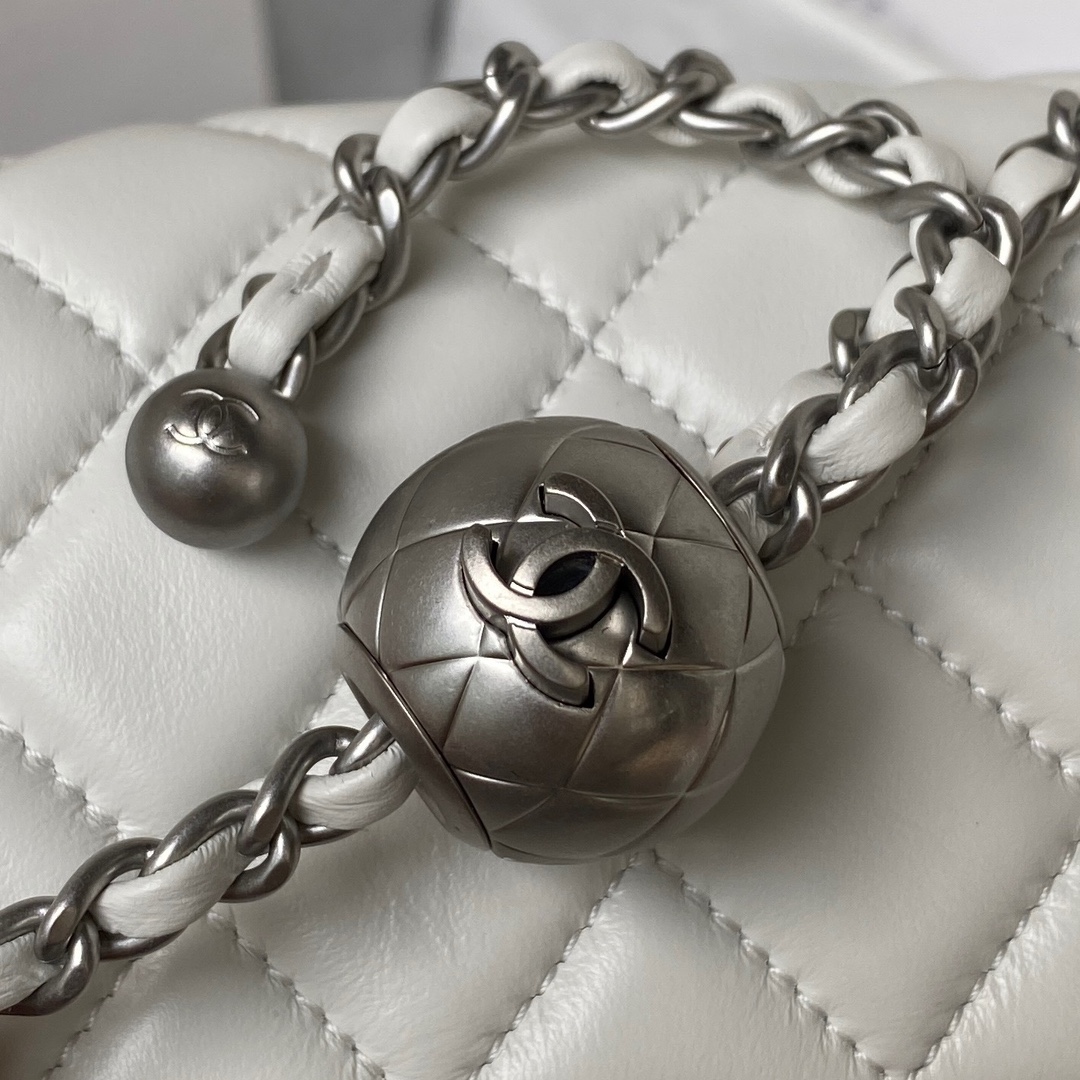 CHANEL 17cm CF Mini Flap Bag AS1786, Silver Ball Chain, 17cm