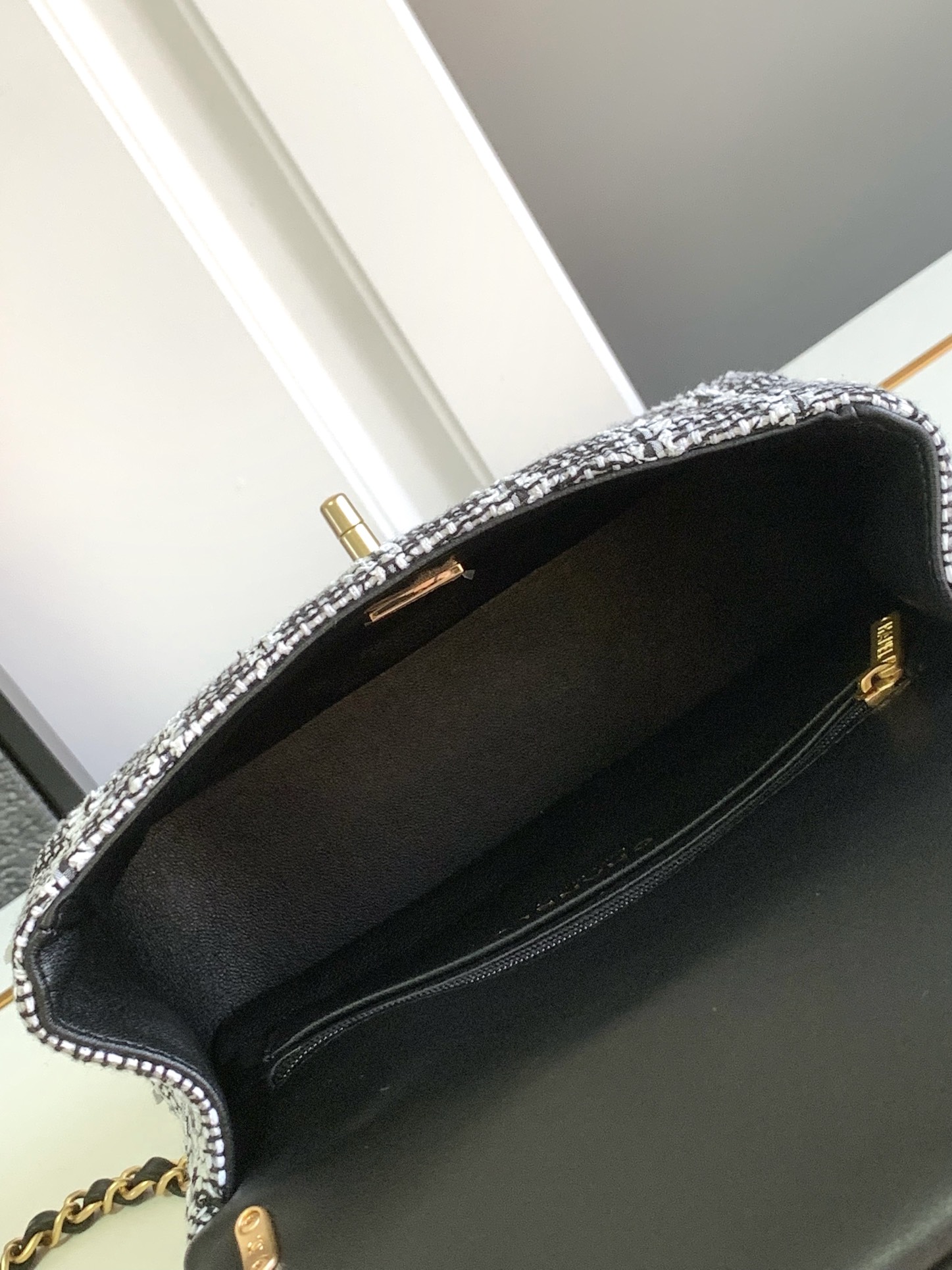 CHANEL 24SS Large Woolen Bag, Black and White