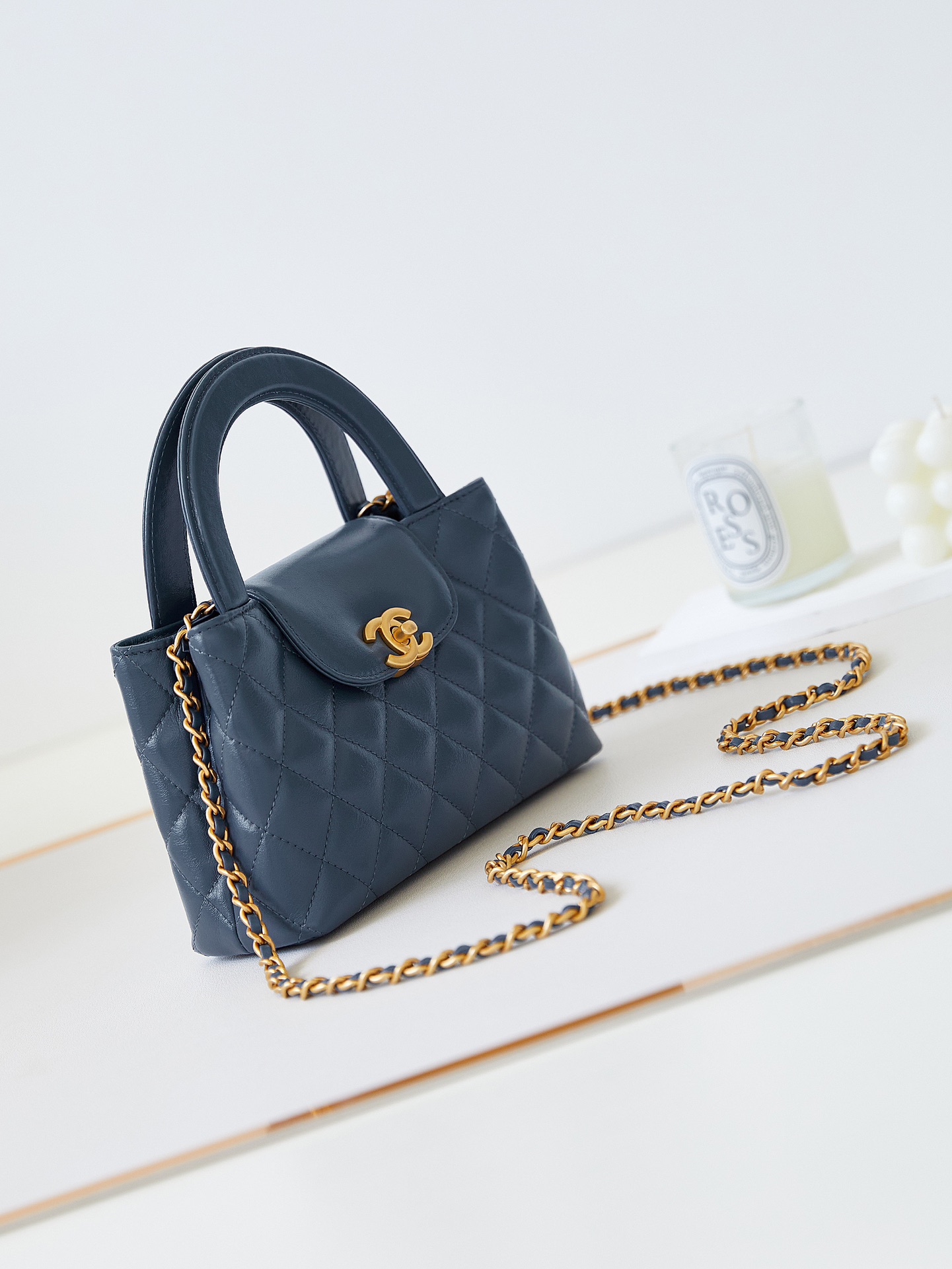 CHANEL 23K Kelly Handle Bag AS4416 13x19x7cm