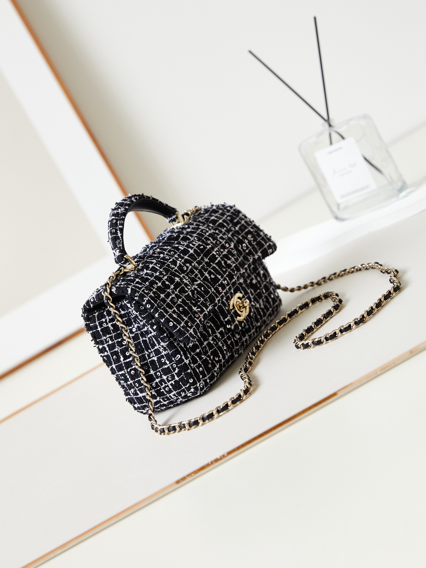 CHANEL 24Pt Tweed Bag AS2431 13x20x7cm