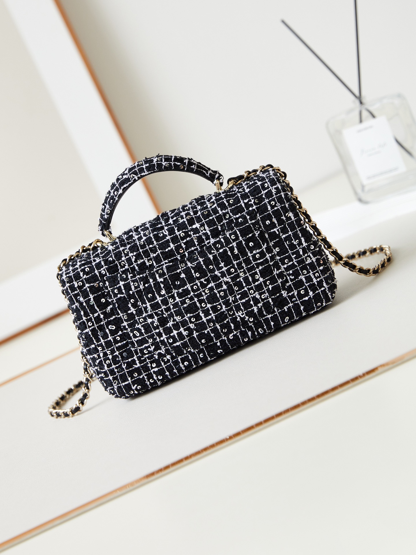 CHANEL 24Pt Tweed Bag AS2431 13x20x7cm