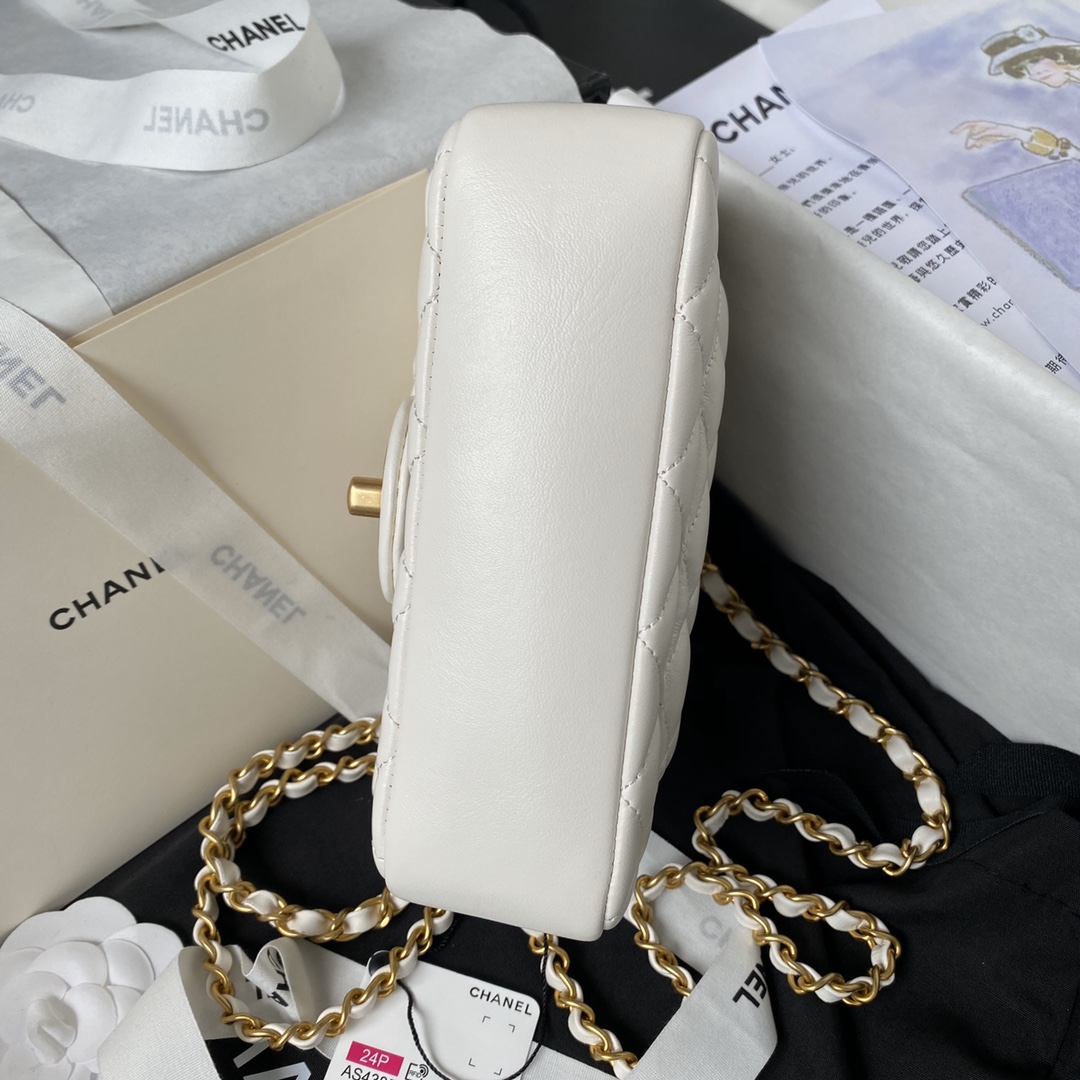 CHANEL 24P Pearl Chain Mini Bag AS4385 12.5x17x5cm