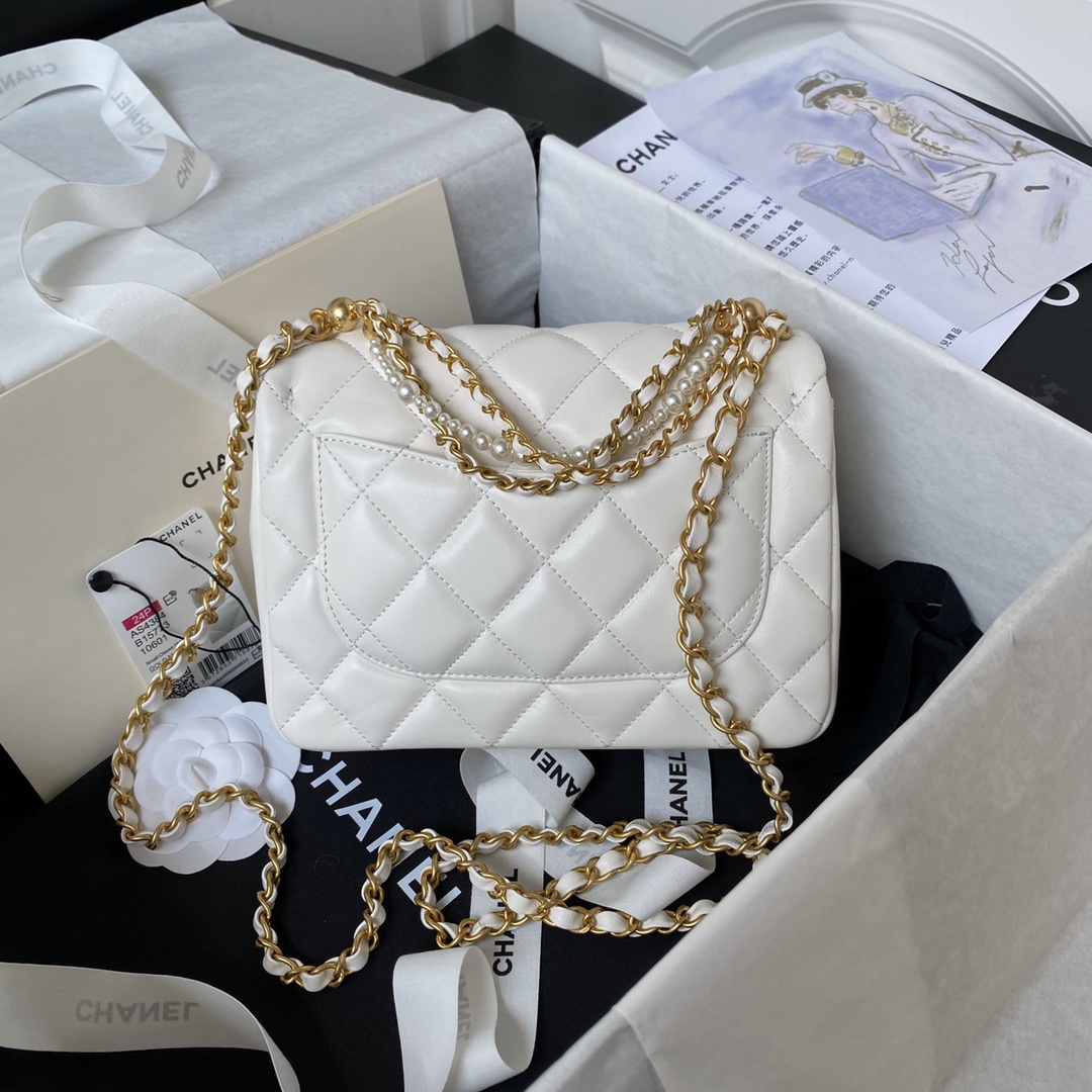 CHANEL 24P Pearl Chain Mini Bag AS4384 14.5x19.5x7.5cm