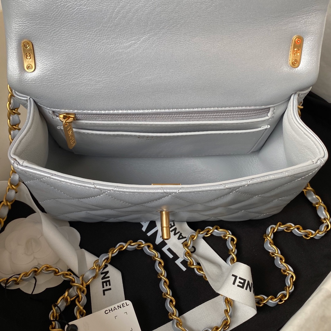 CHANEL 24P Pearl Chain Mini Bag AS4384 14.5x19.5x7.5cm