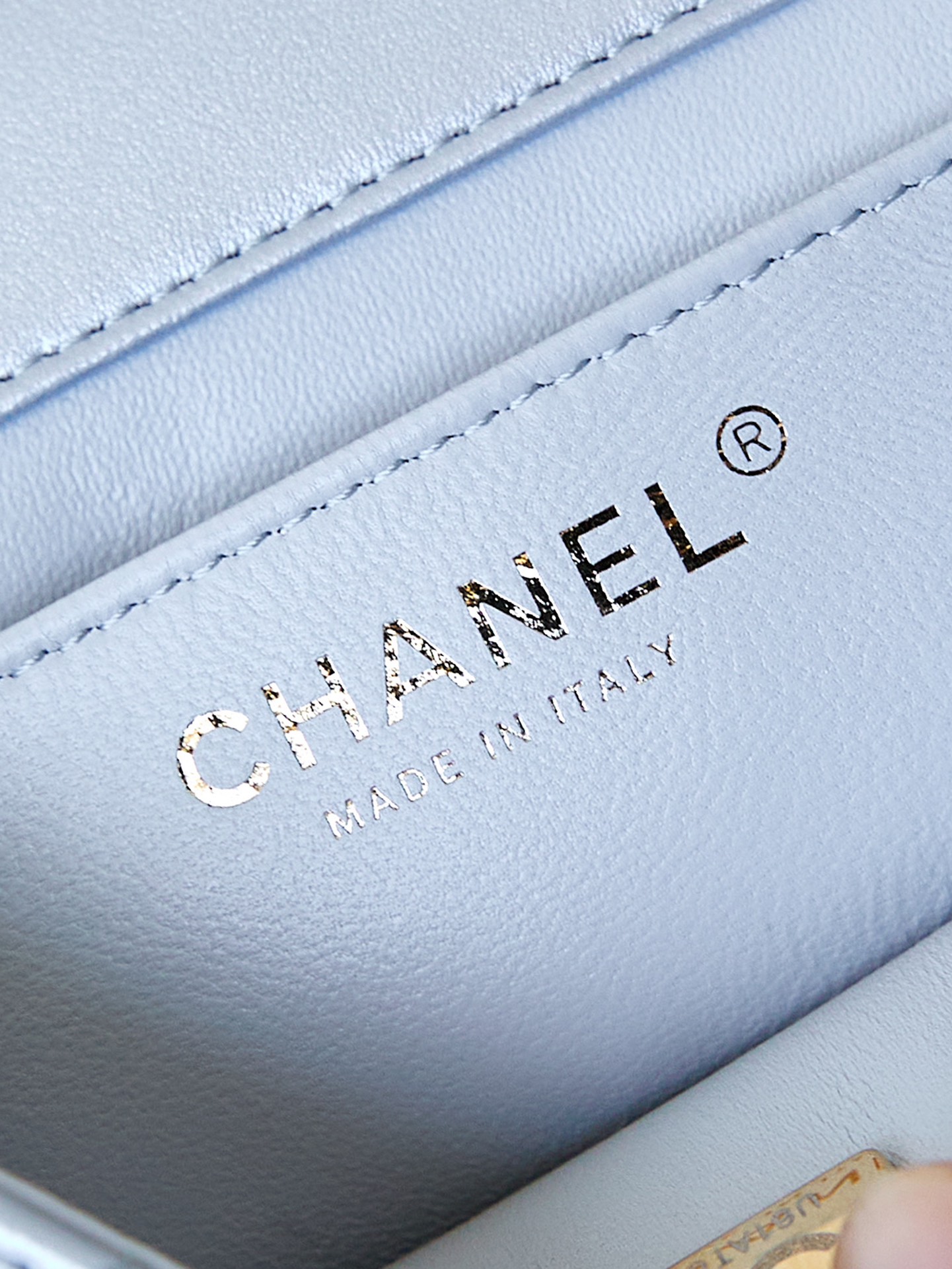 CHANEL 24P's Pearl T-Shirt Bag AS4385 12.5x17x5cm