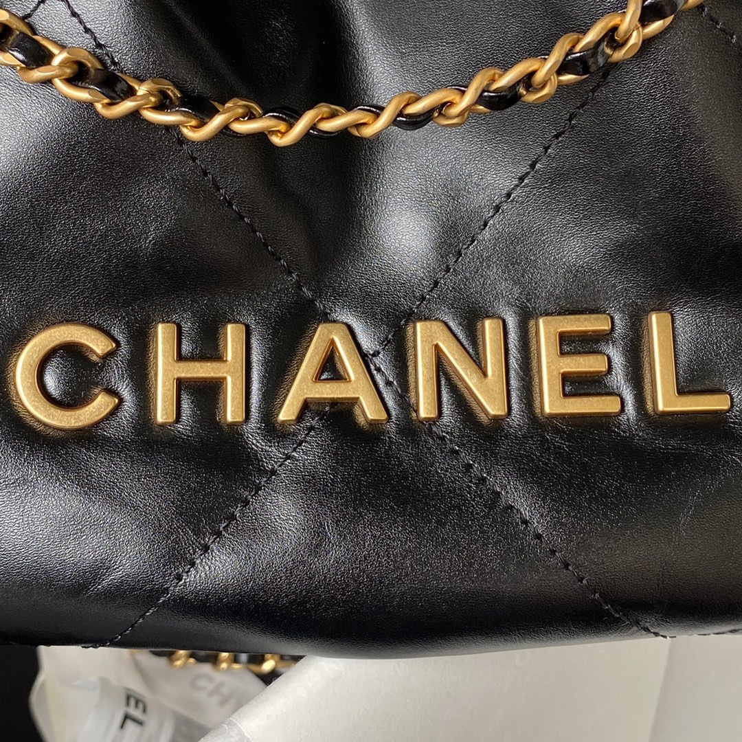 CHANEL 23SAS3980 Mini 22 Bag 19x20x6cm