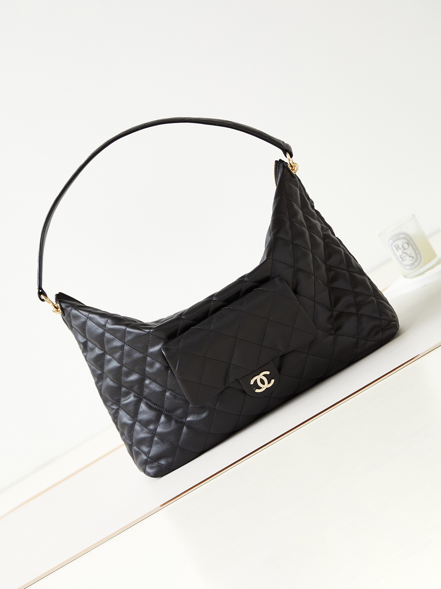 CHANEL 23B Hippie Hobo Calfskin Bag AS4339 29.5x37x13cm