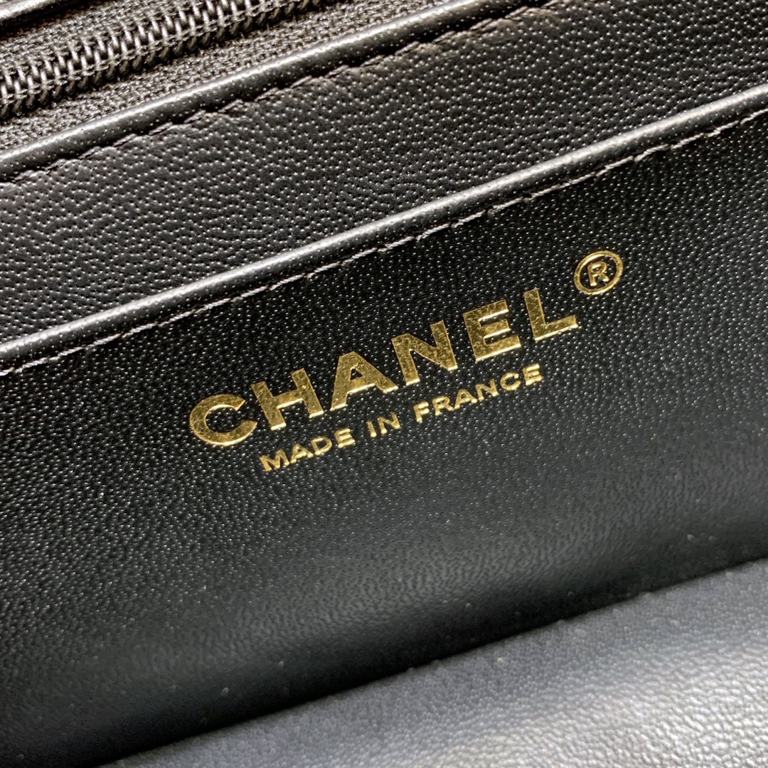 CHANEL Mini Classic HandbagRef. A69900 Y04059 94305