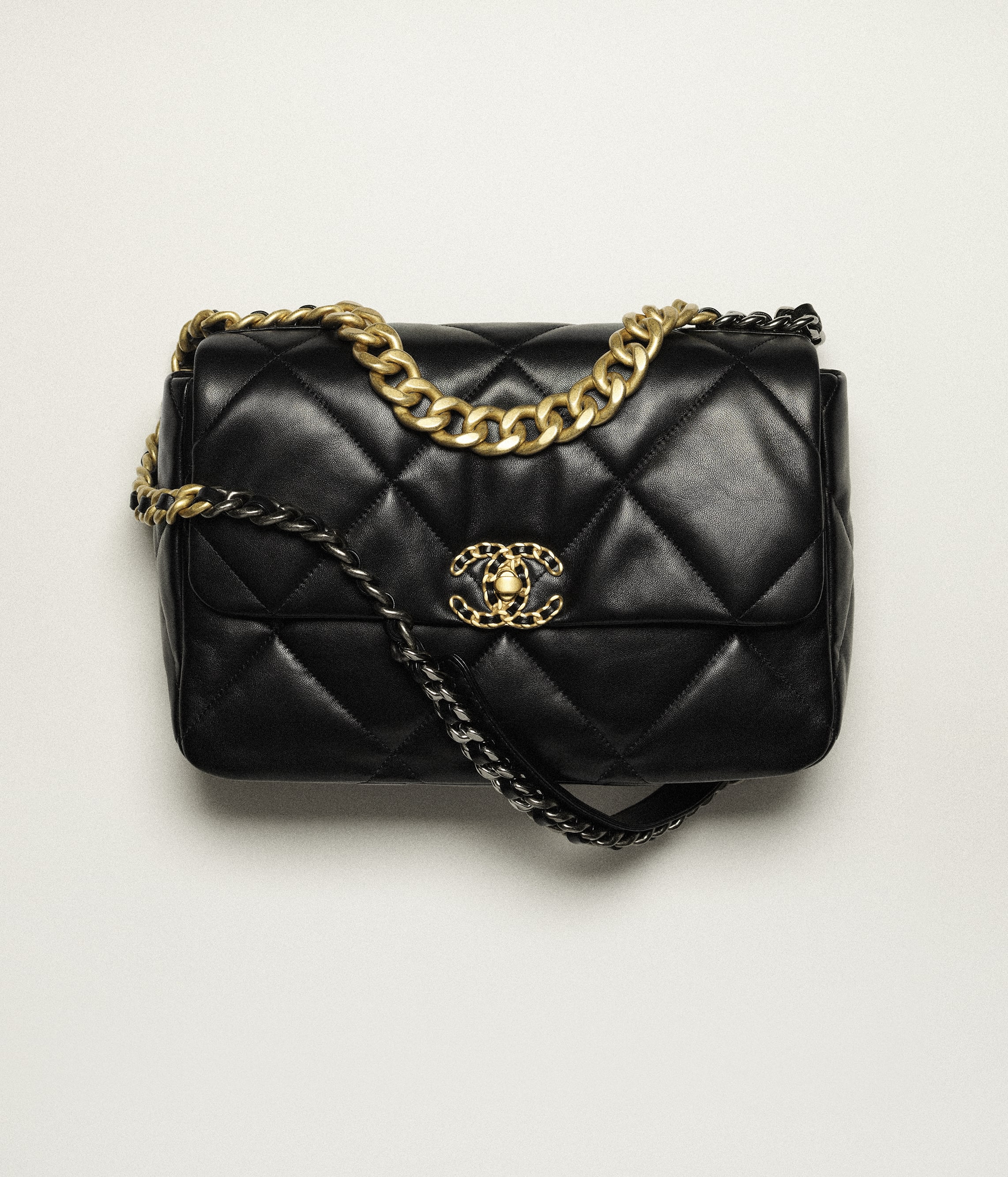 CHANEL 19 Large HandbagRef. AS1161 B04852 94305