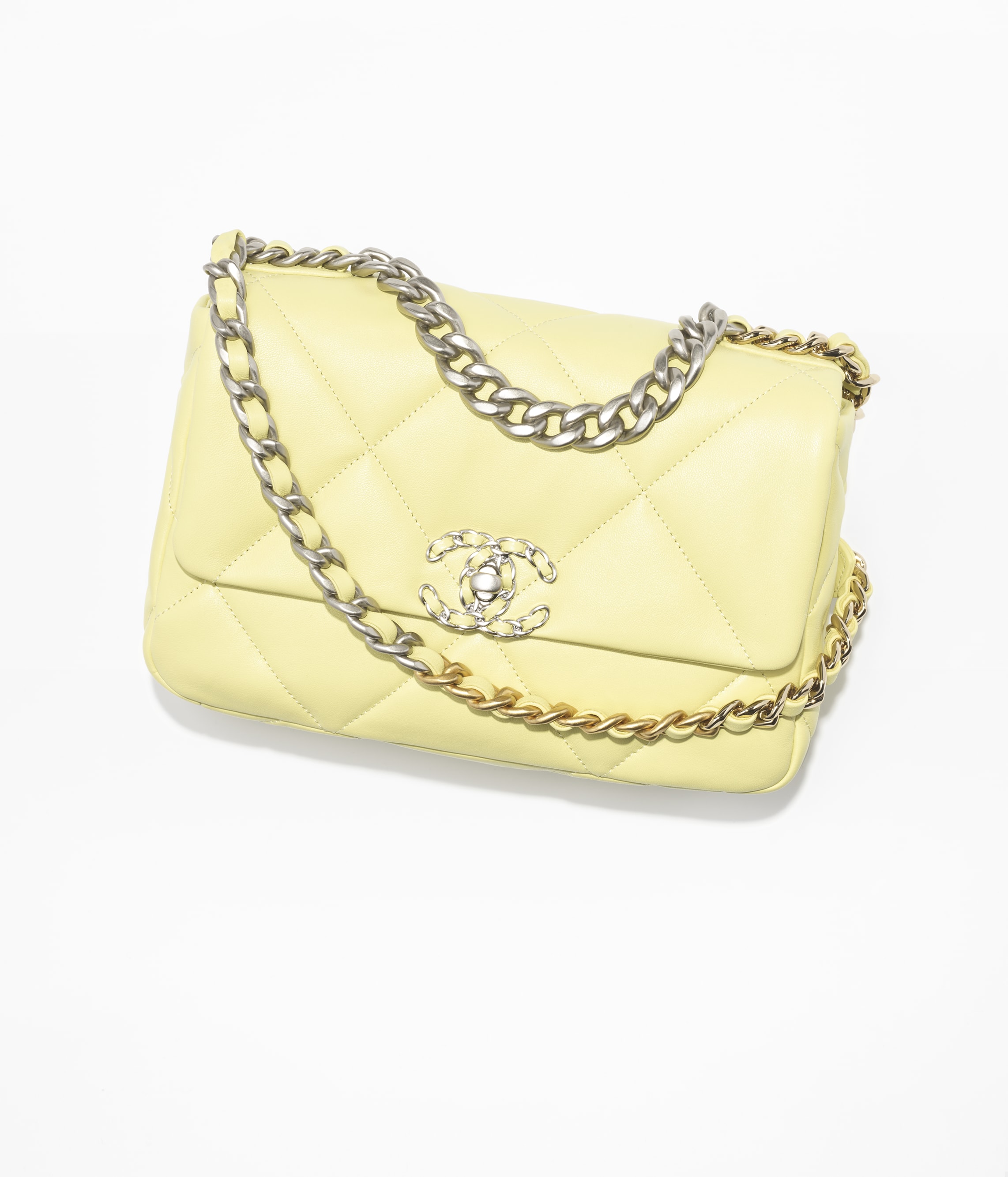 CHANEL 19 HandbagRef. AS1160 B07327 NS835